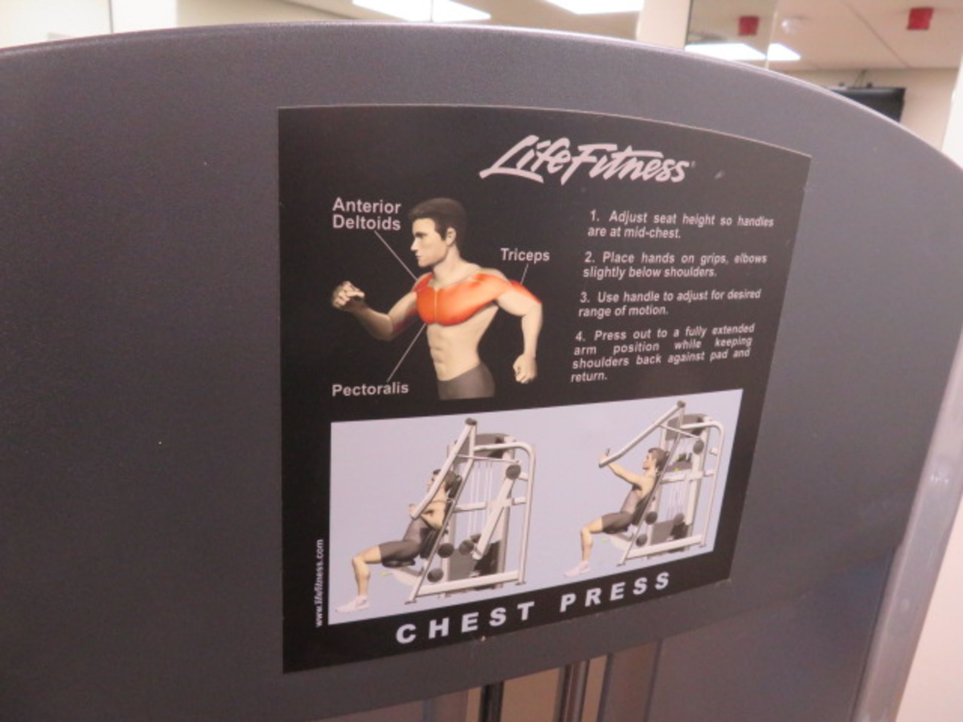 LIFE FITNESS CHEST PRESS. UP TO 145KG - Image 3 of 3