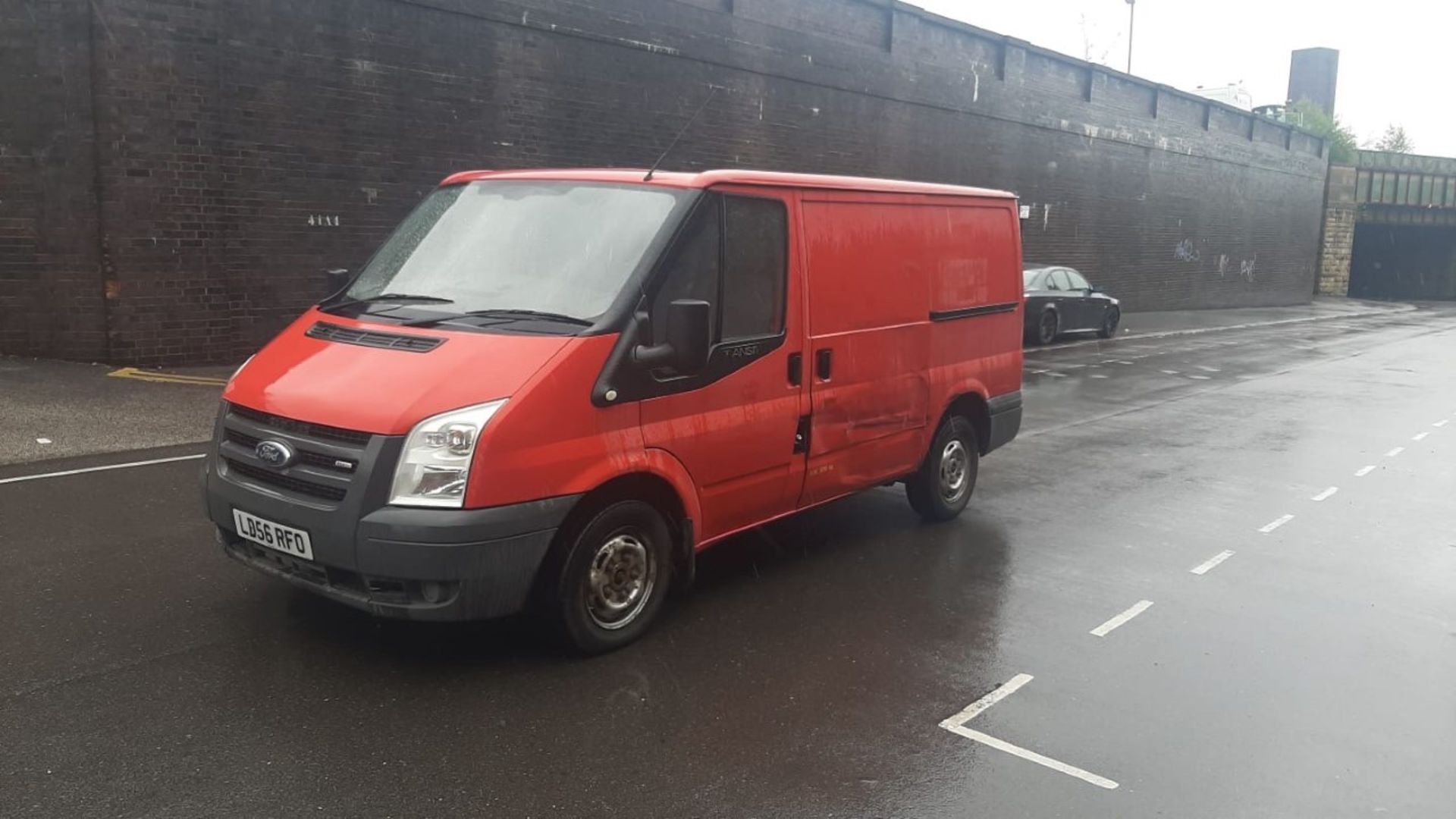 LD56 RDO FORD TRANSIT T260 SWB. FIRST REGISTERED 1 - Image 2 of 5