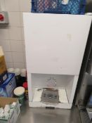 MILK FRIDGE/DISPENSER