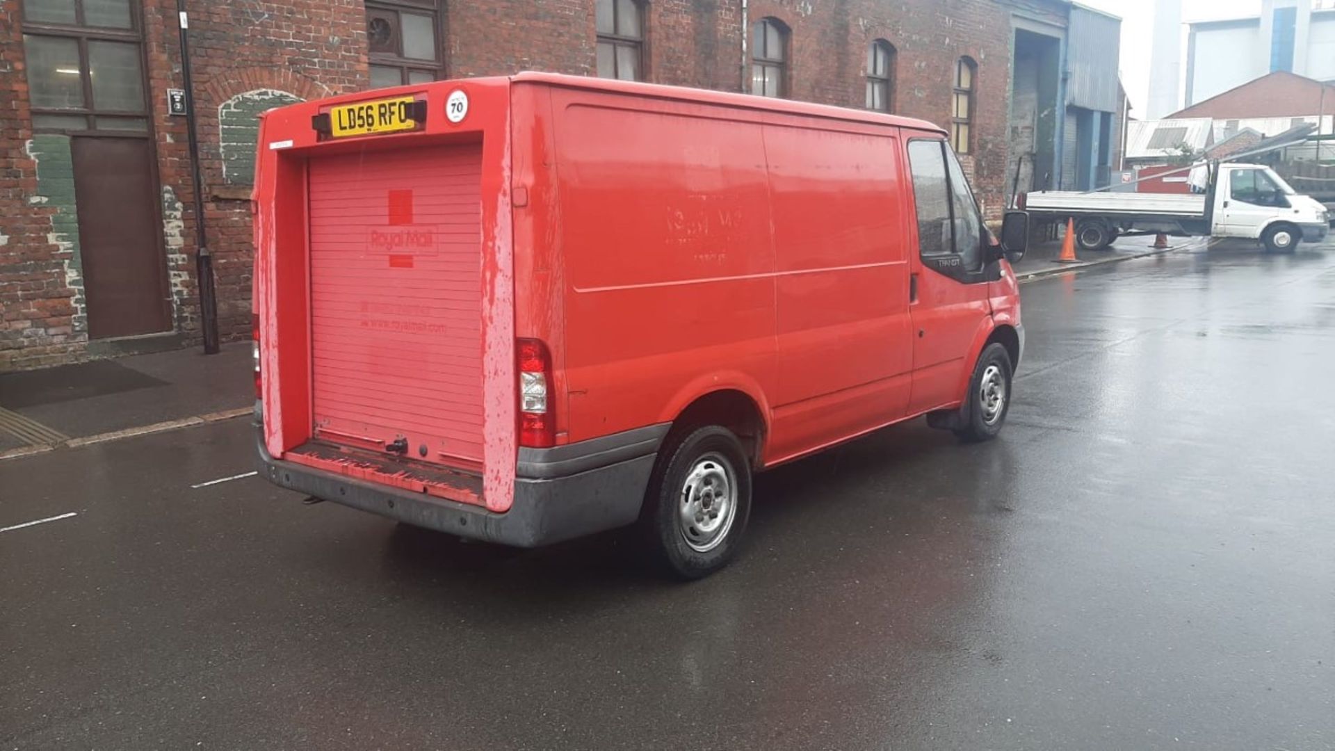 LD56 RDO FORD TRANSIT T260 SWB. FIRST REGISTERED 1 - Image 5 of 5