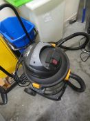 LARGE TITAN WET & DRY VACUUM CLEANER