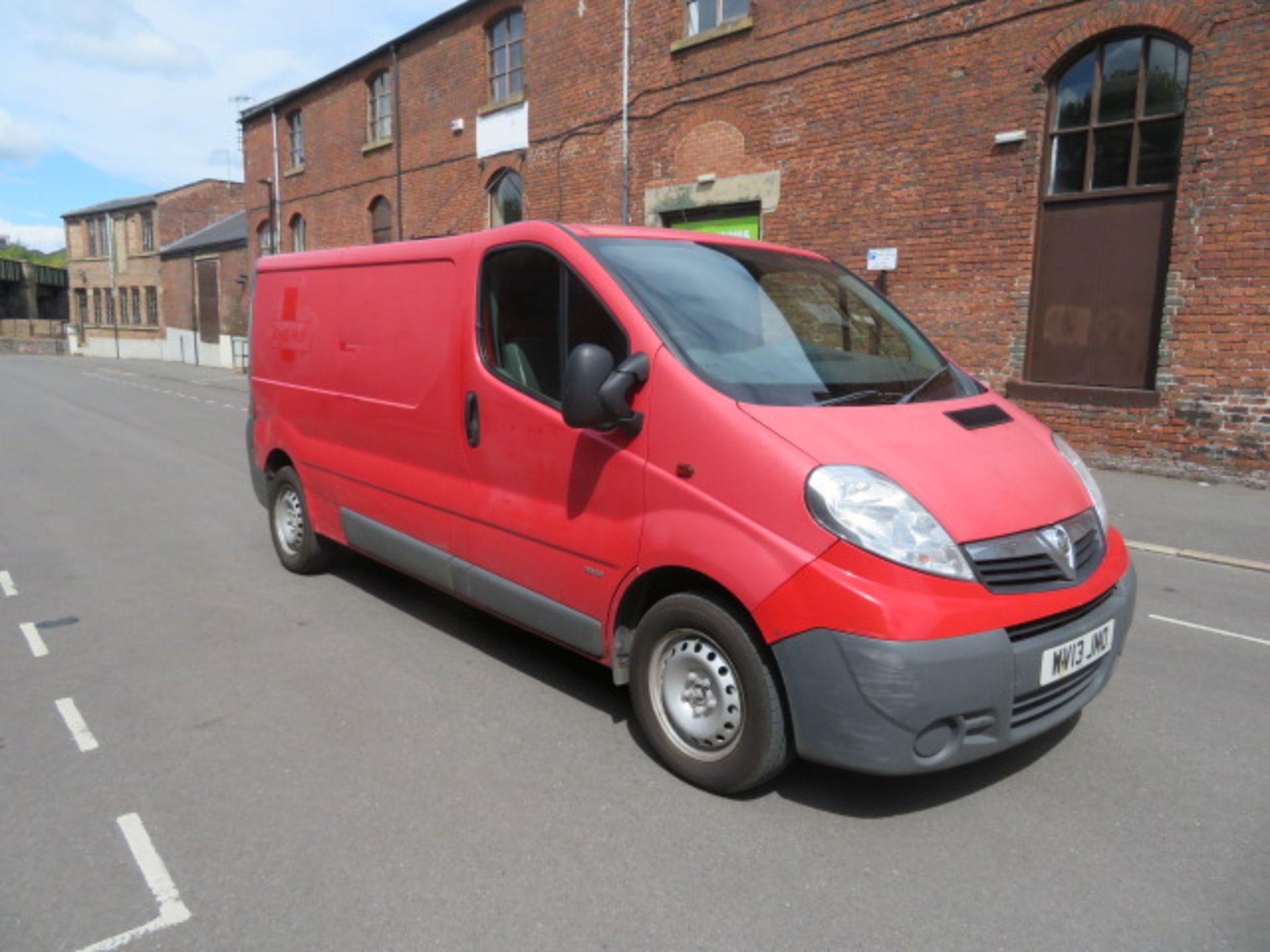 WV13 JMO - 2013 VAUXHALL VIVARO 2900 Ecoflex CDTI