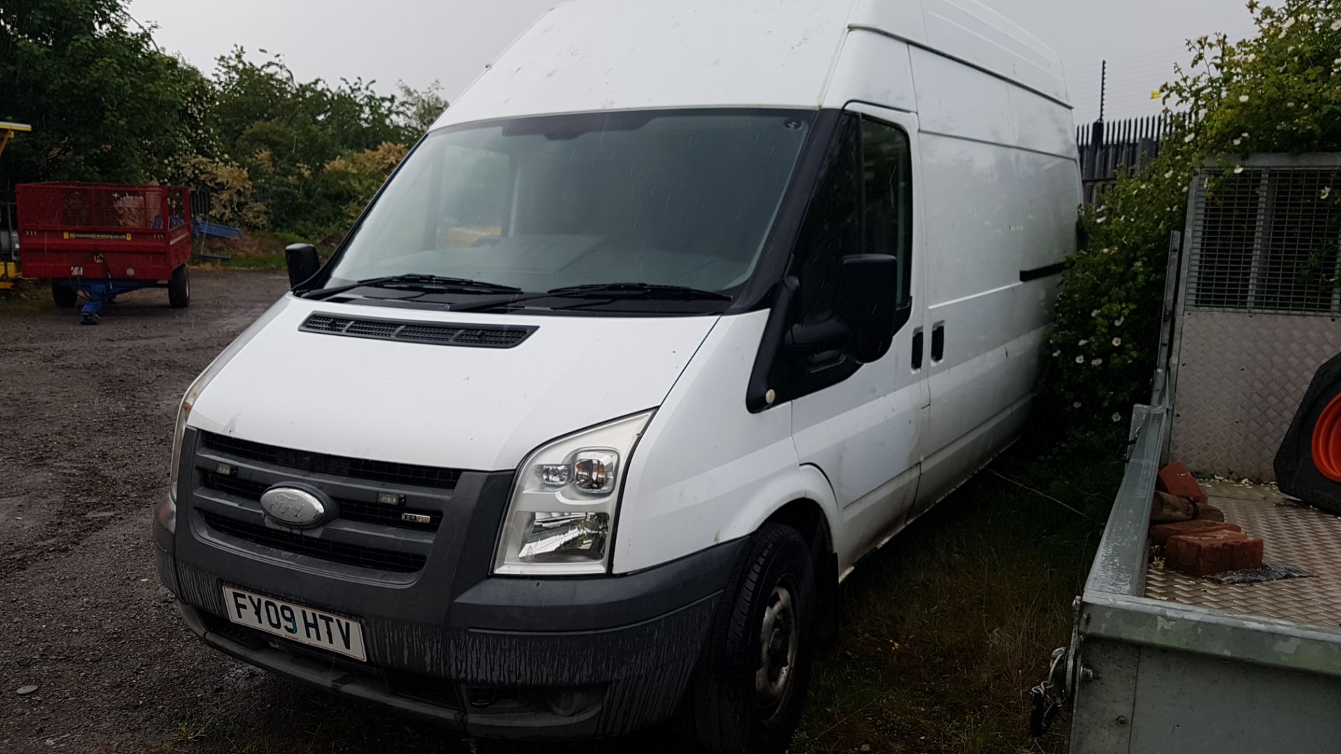 Ford Transit T350 Hi-Roof Panel Van - Image 5 of 8