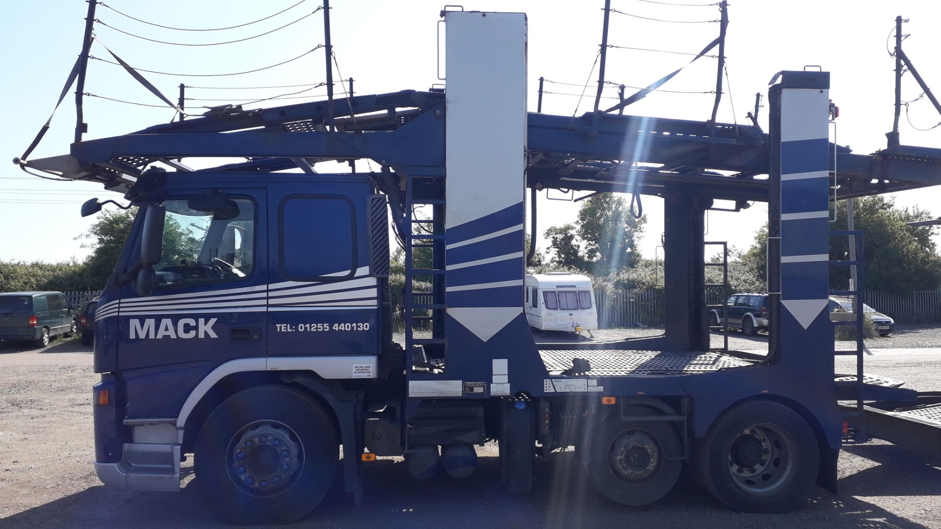 2009 11 Car Transporter Rig comprising: Volvo FM 4 - Image 5 of 28