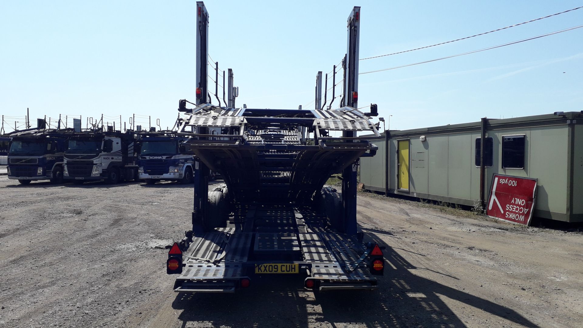 2009 11 Car Transporter Rig comprising: Volvo FM42 - Image 18 of 34