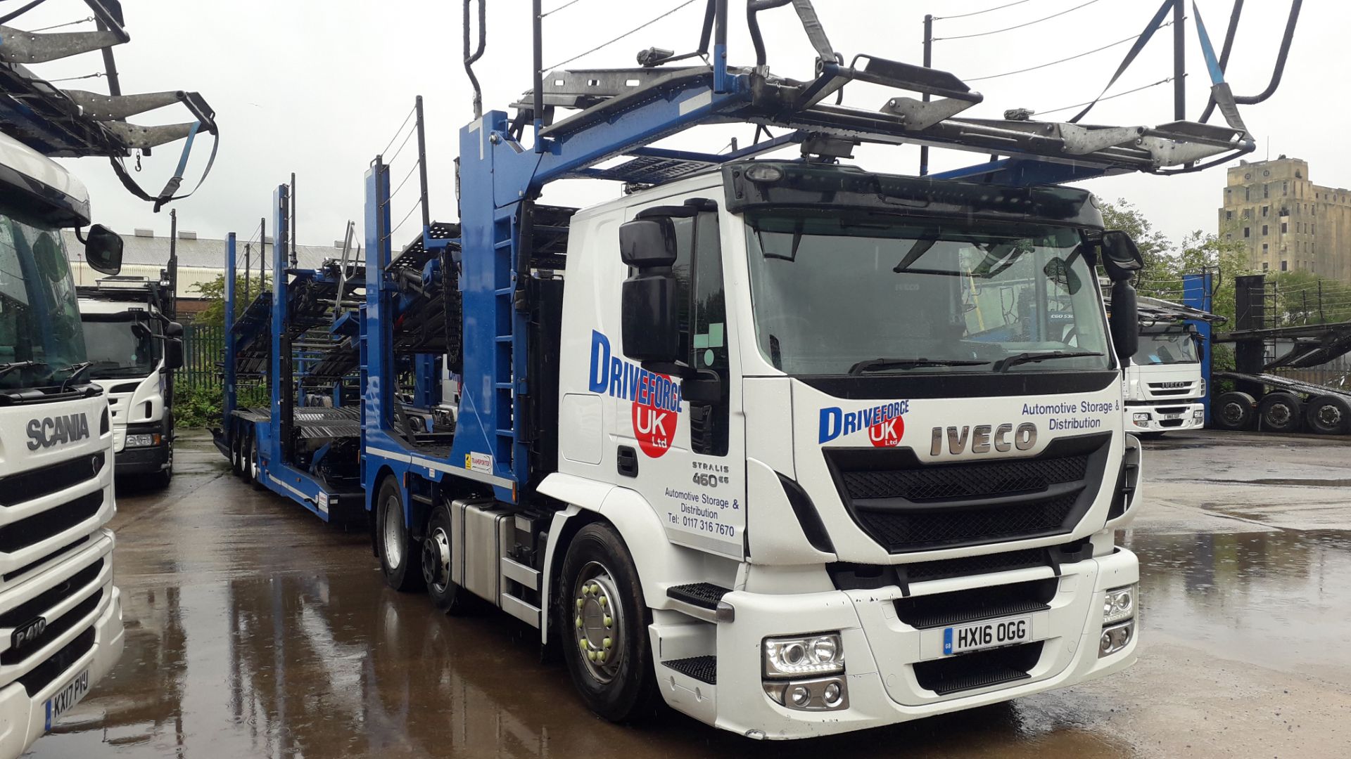 2016 11 Car Transporter Rig comprising: Iveco Stra