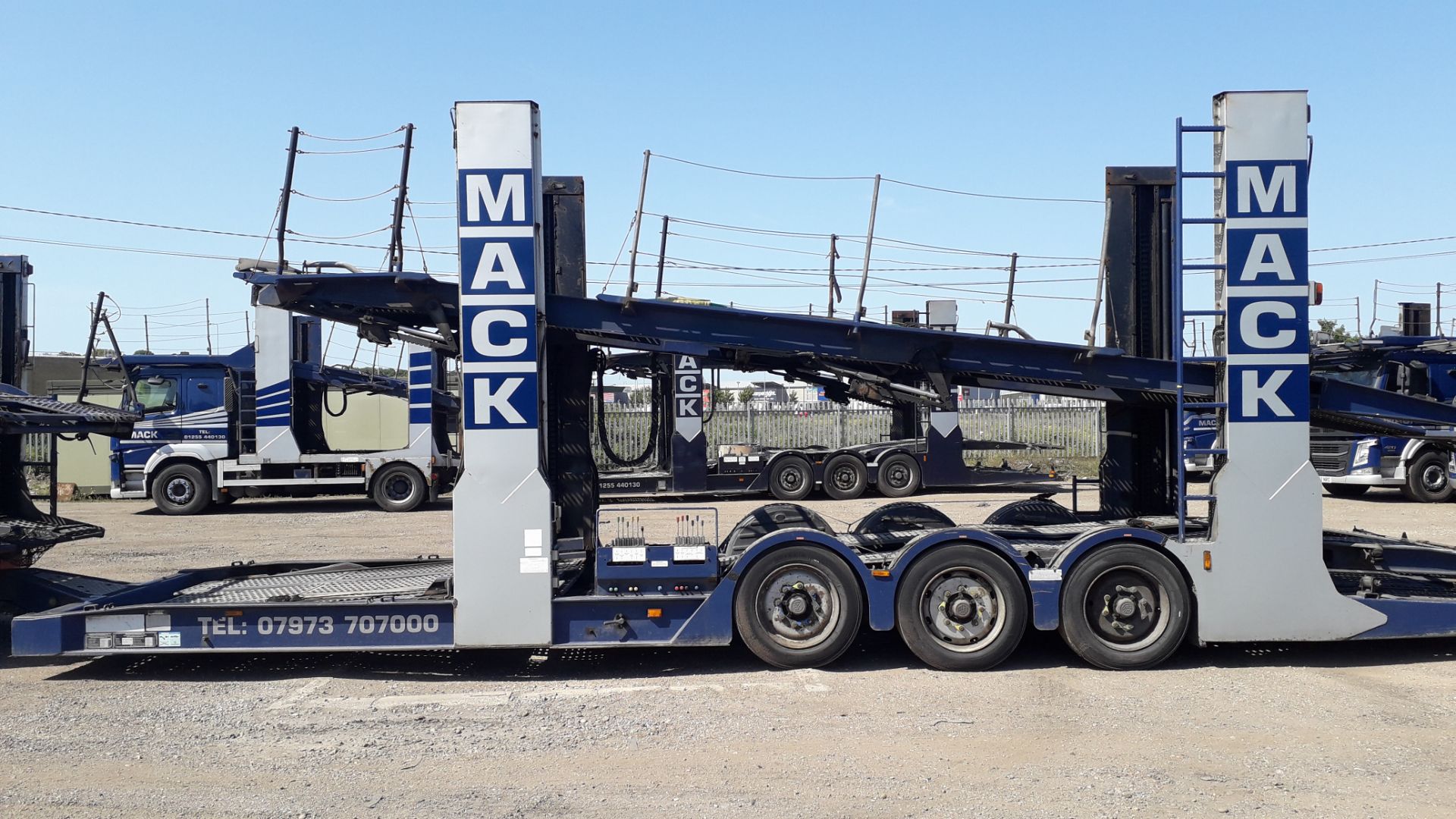 11 Car Transporter Rig comprising: Renault 460 DXI - Image 13 of 30