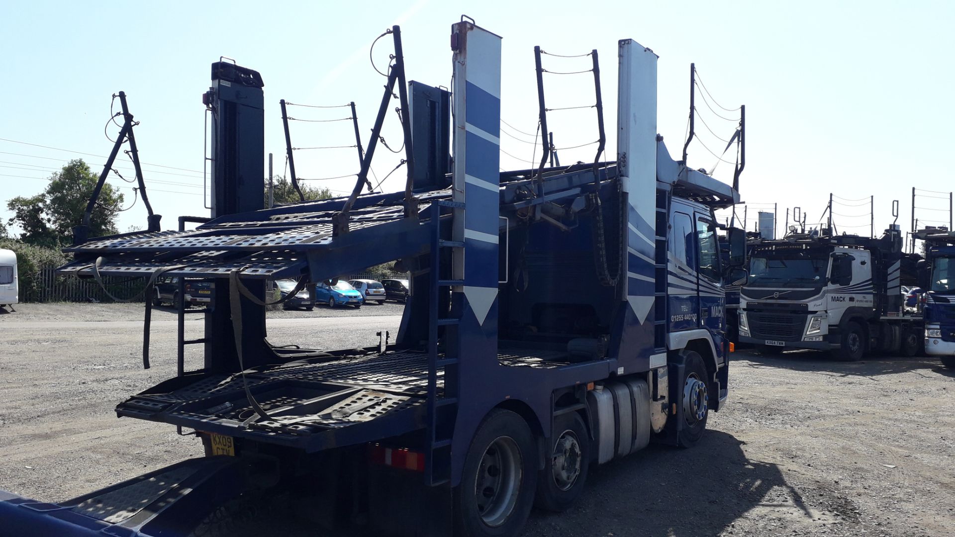 11 Car Transporter Rig comprising: Volvo FM 42 RB - Image 22 of 32