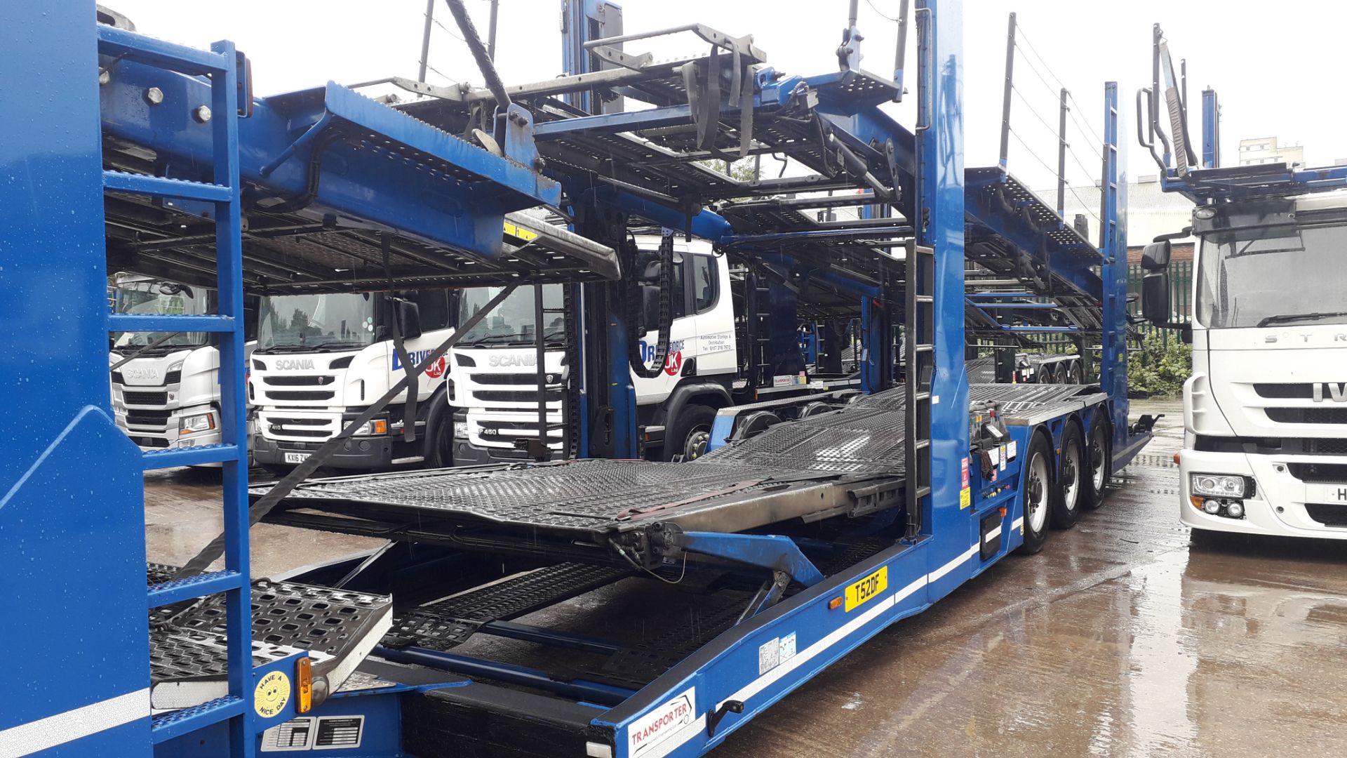 2016 11 Car Transporter Rig comprising: Iveco Stra - Image 6 of 42