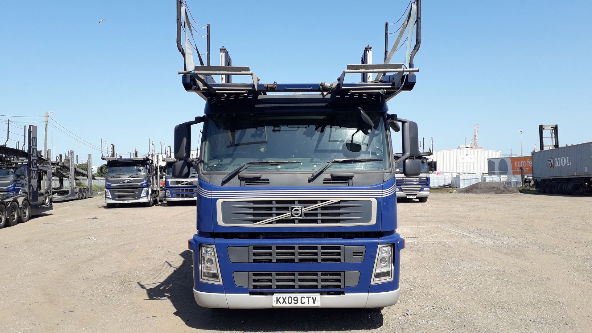 11 Car Transporter Rig comprising: Volvo FM 42 RB - Image 3 of 32