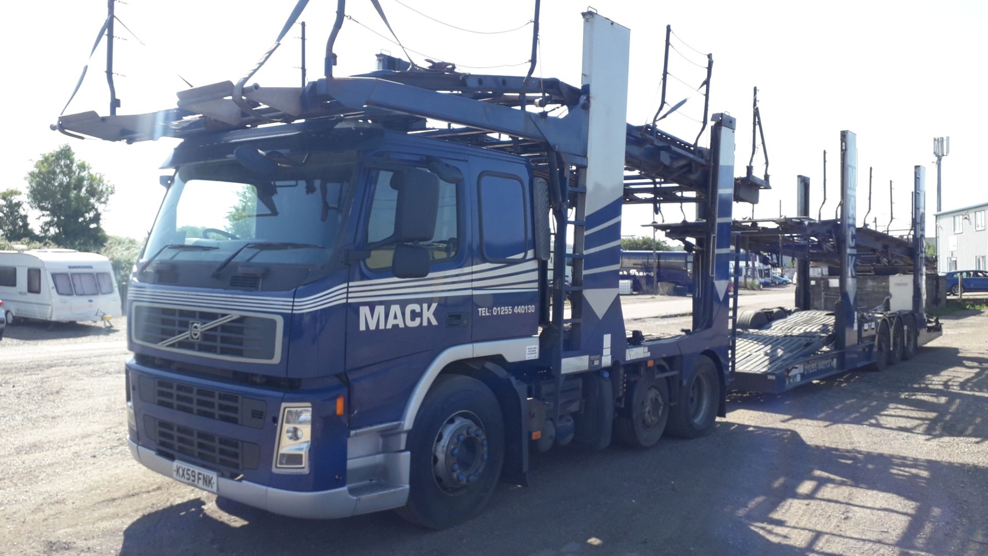 2009 11 Car Transporter Rig comprising: Volvo FM 4 - Image 4 of 28