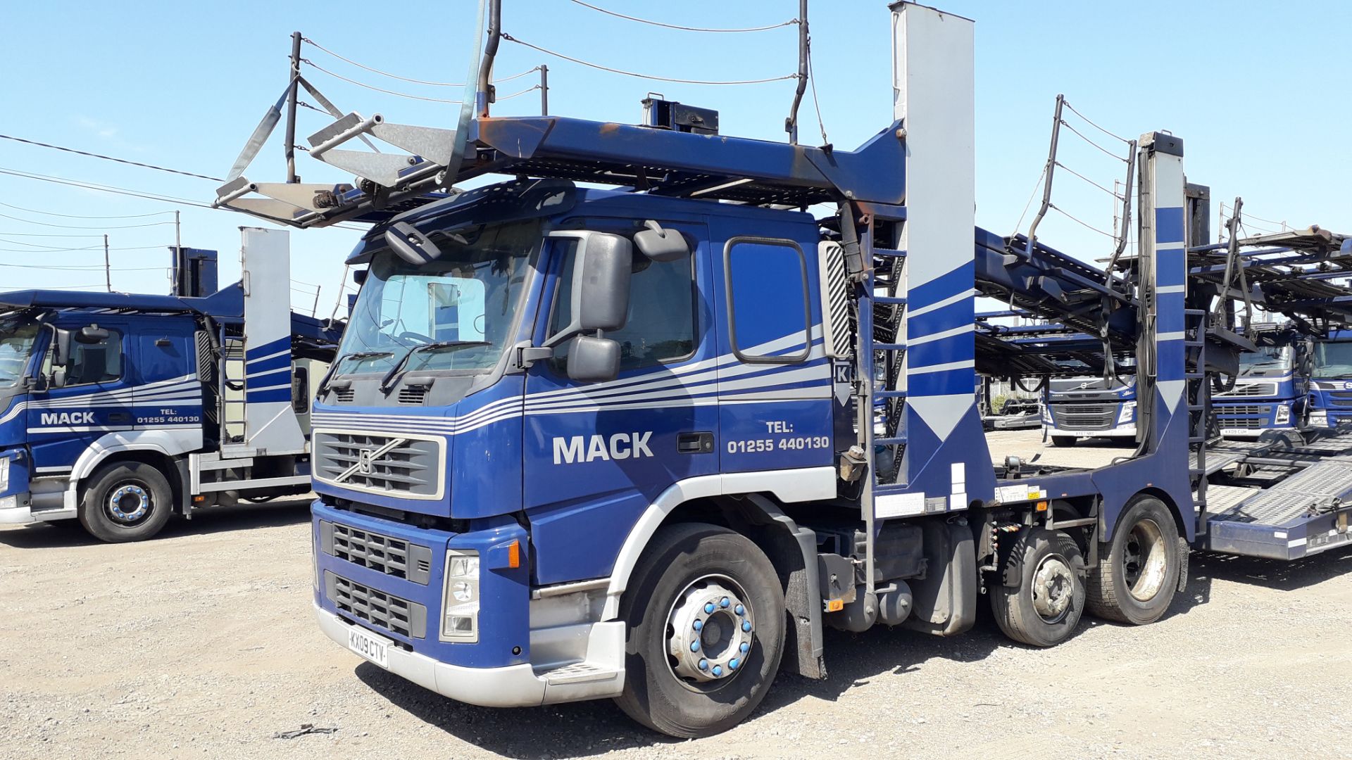 11 Car Transporter Rig comprising: Volvo FM 42 RB - Image 4 of 32