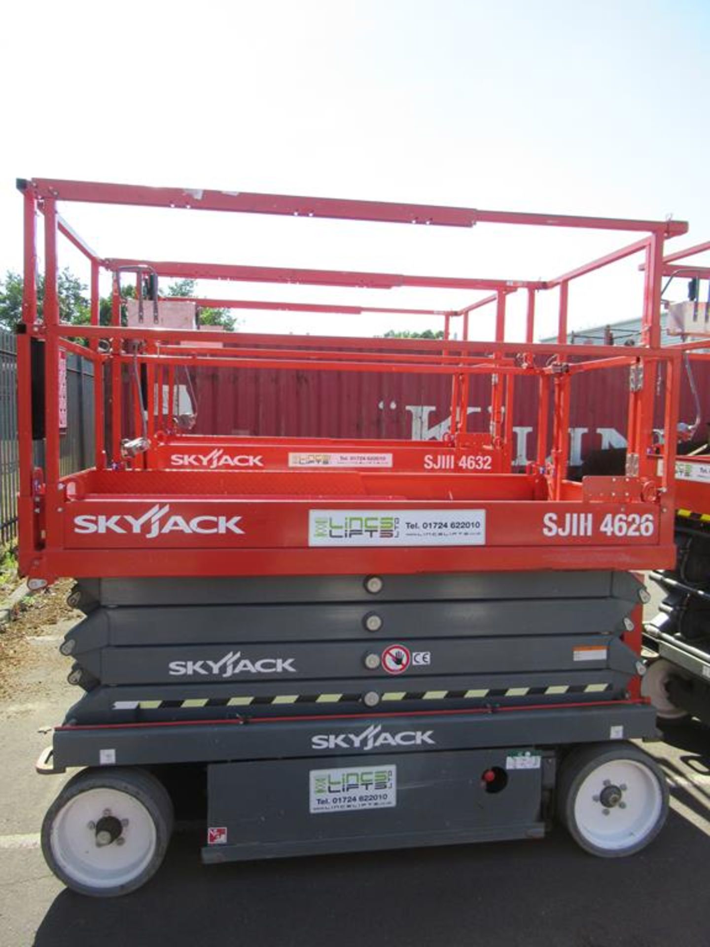 Skyjack SJ111 4626 24V electric scissor lift