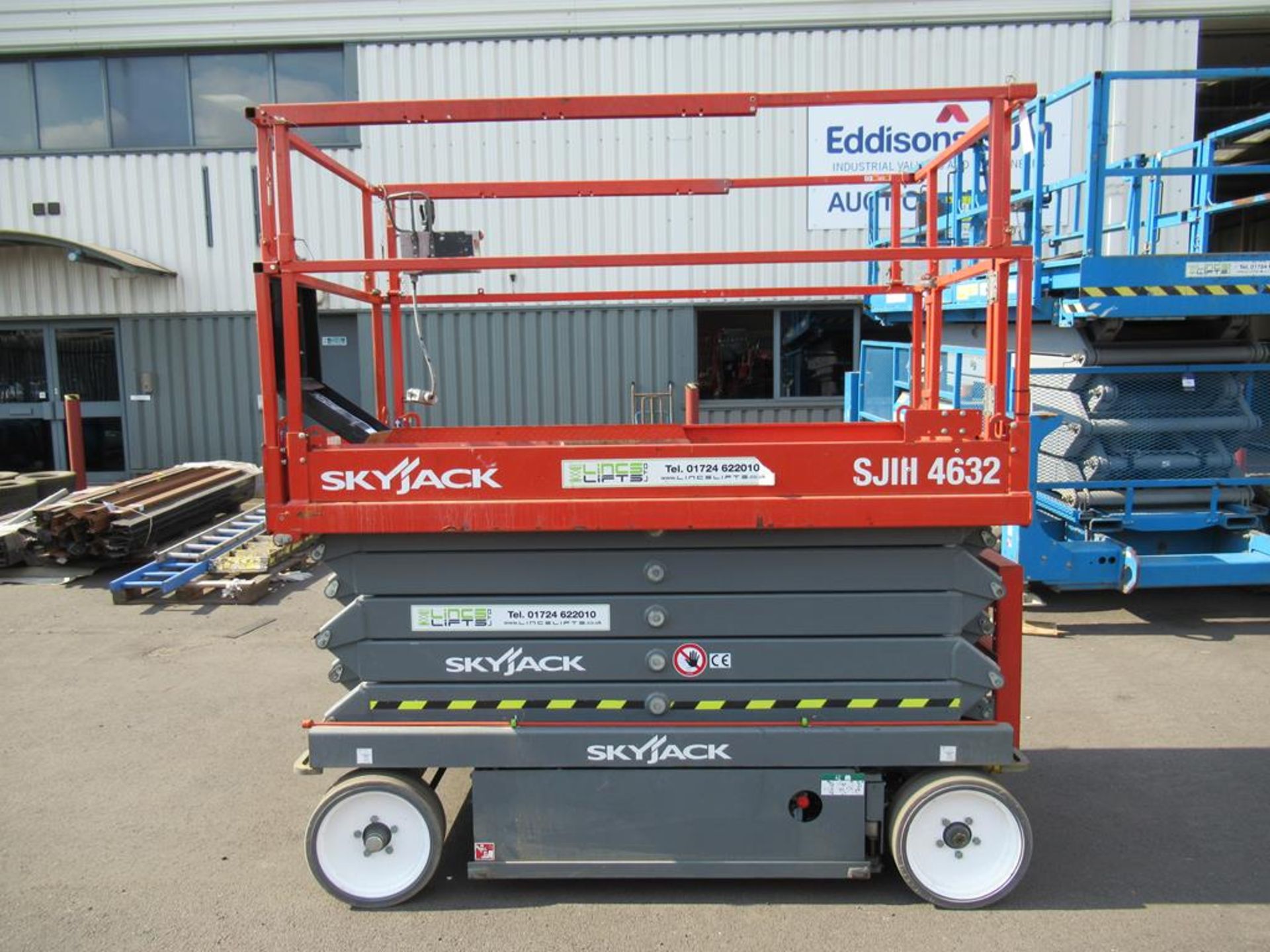 Skyjack SJ111 4632 24V electric scissor lift