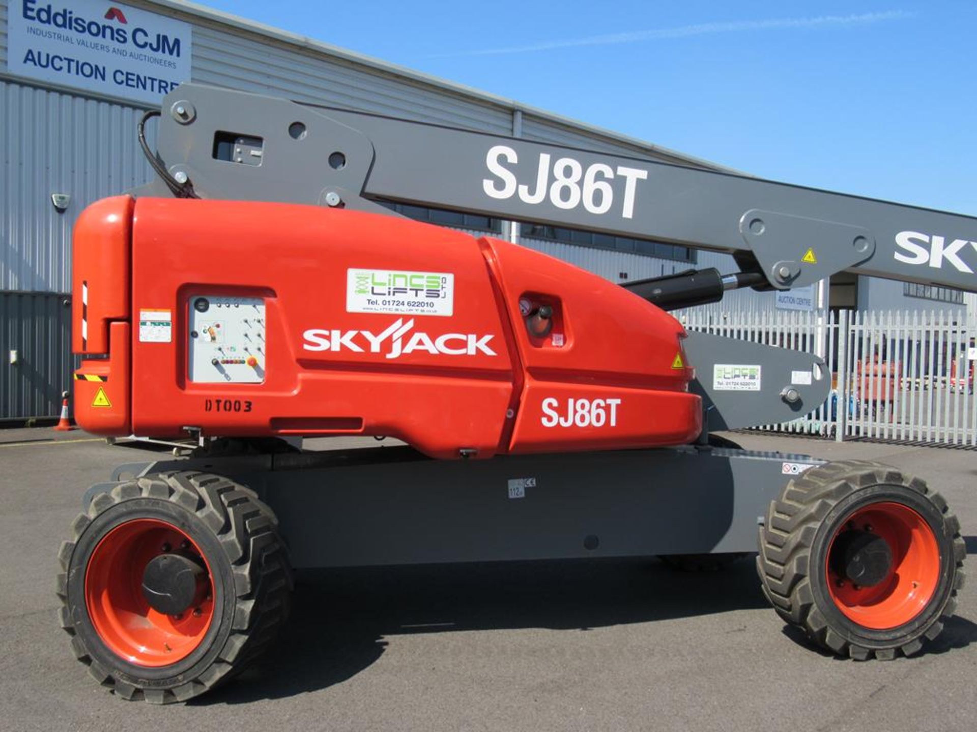 Skyjack SJ86T 4WD telescopic boom lift - Image 2 of 10