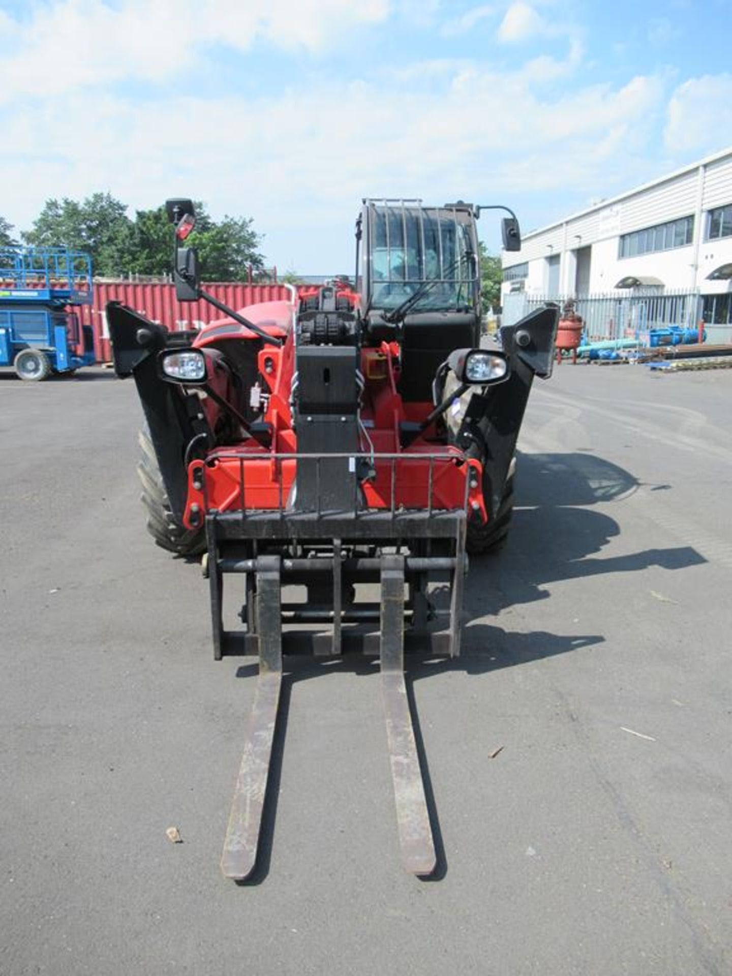 Manitou MT1840 telehandler (as new) - Image 15 of 15