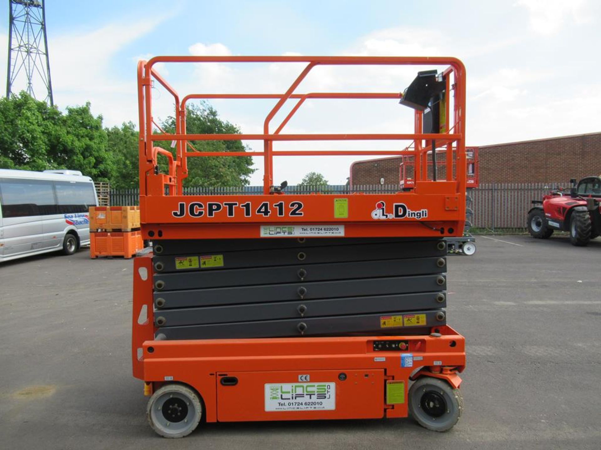 Dingli JCPT 1412 DC 24V electric scissor lift - Image 3 of 7