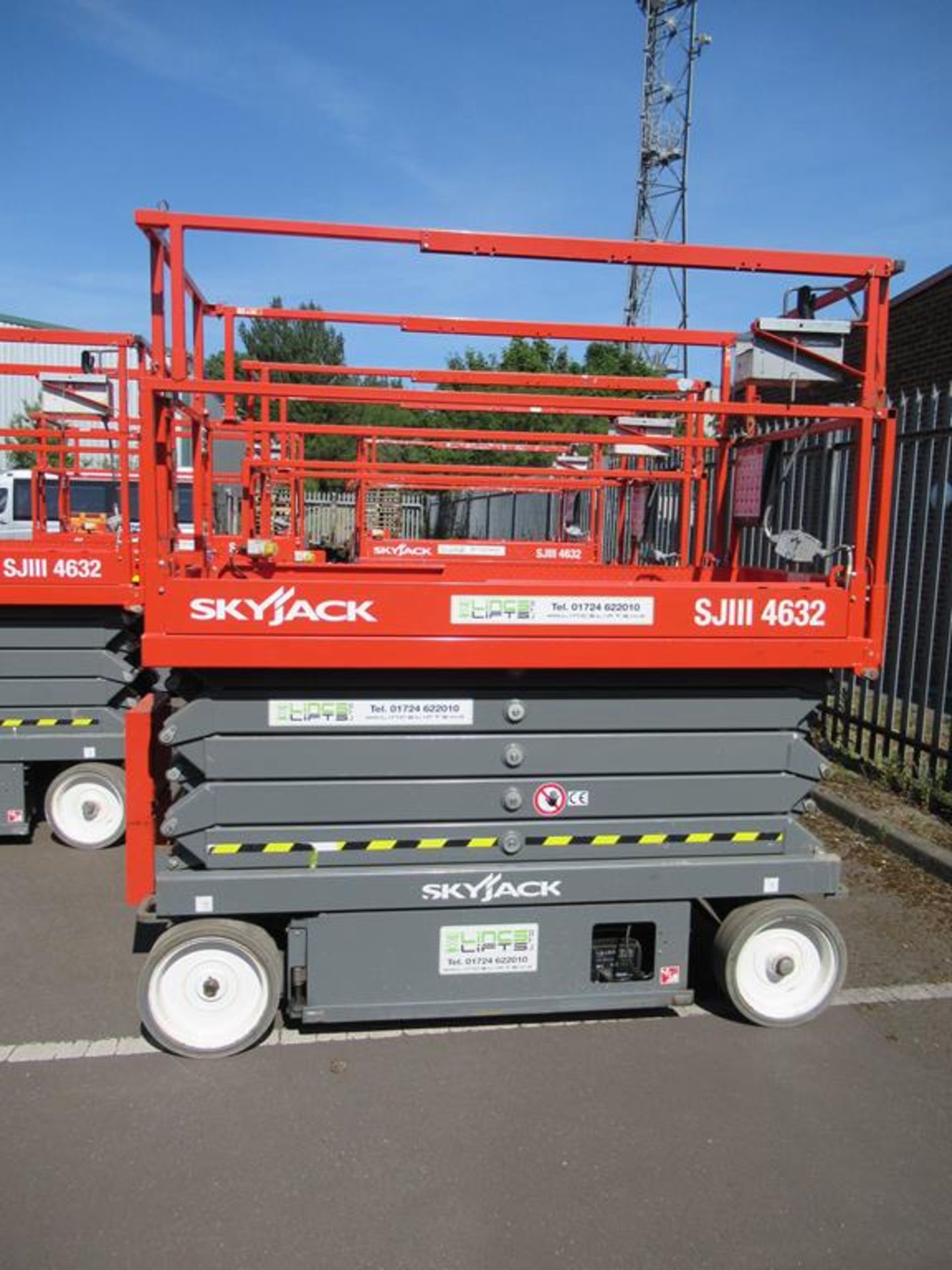 Skyjack SJ111 4632 24V electrical scissor lift