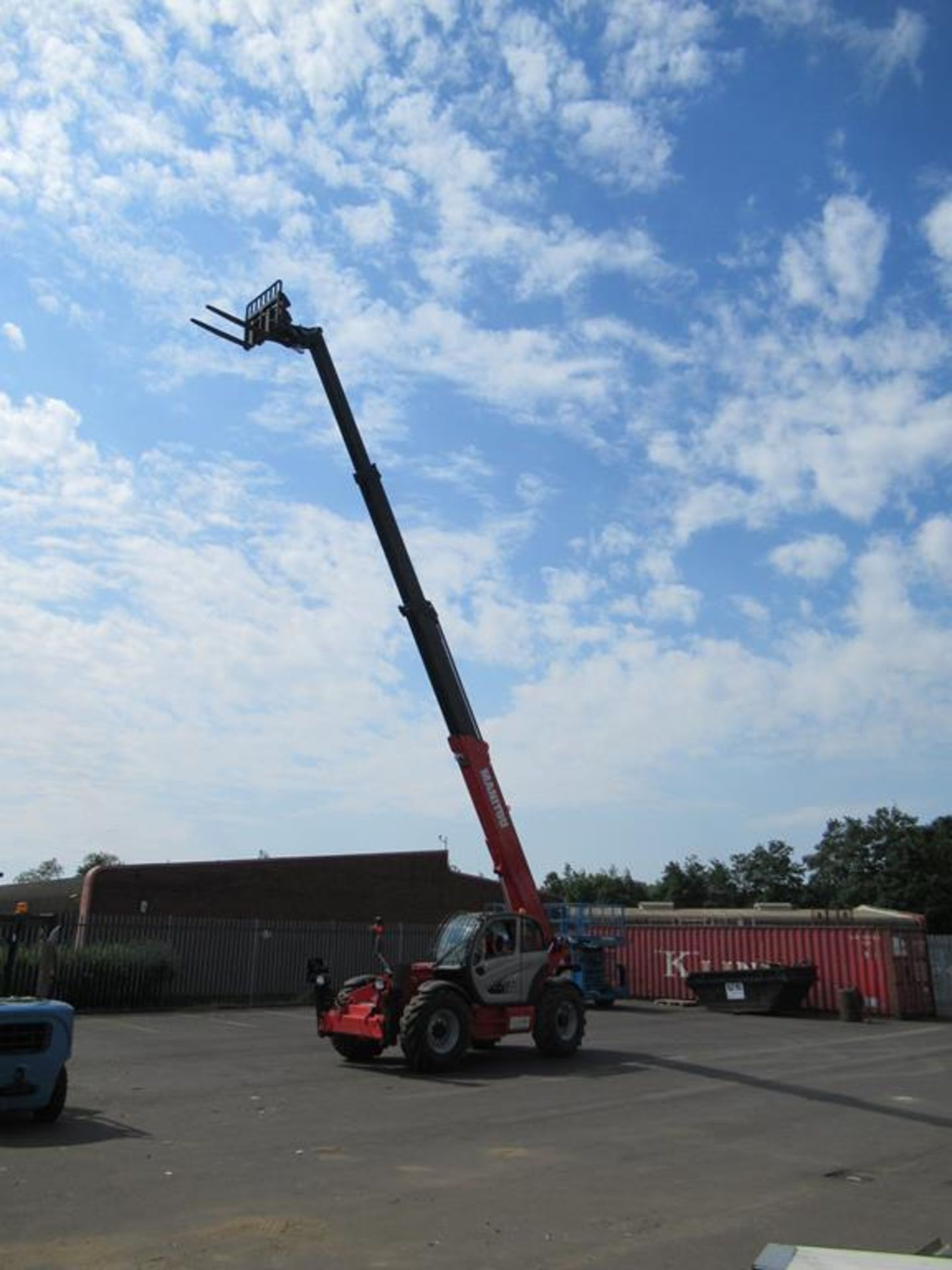 Manitou MT1840 telehandler (as new) - Image 10 of 15