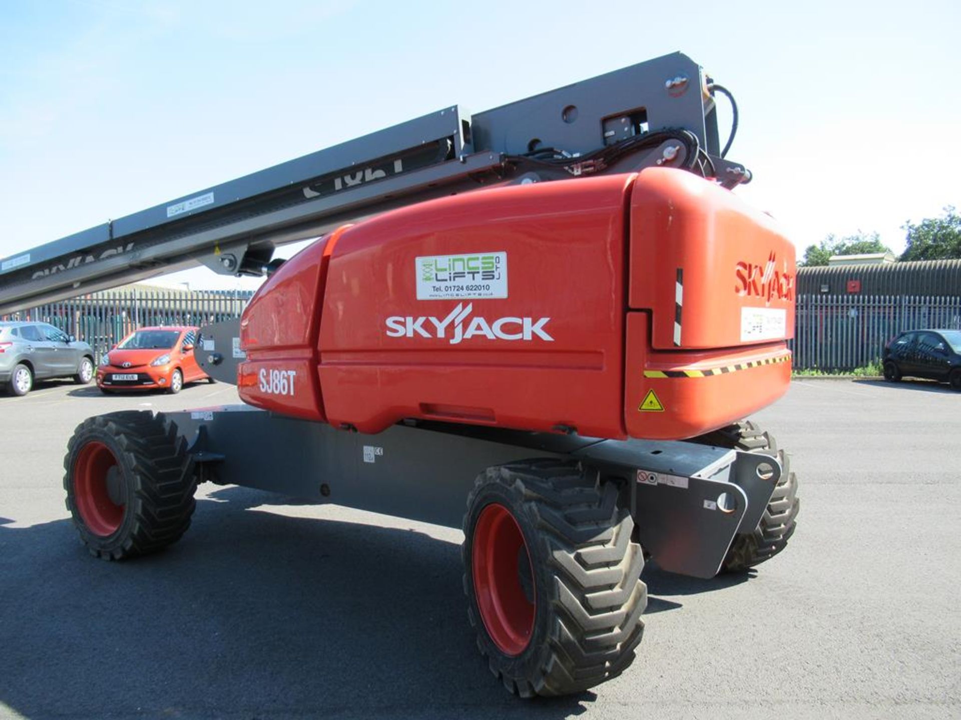 Skyjack SJ86T 4WD telescopic boom lift - Image 4 of 10