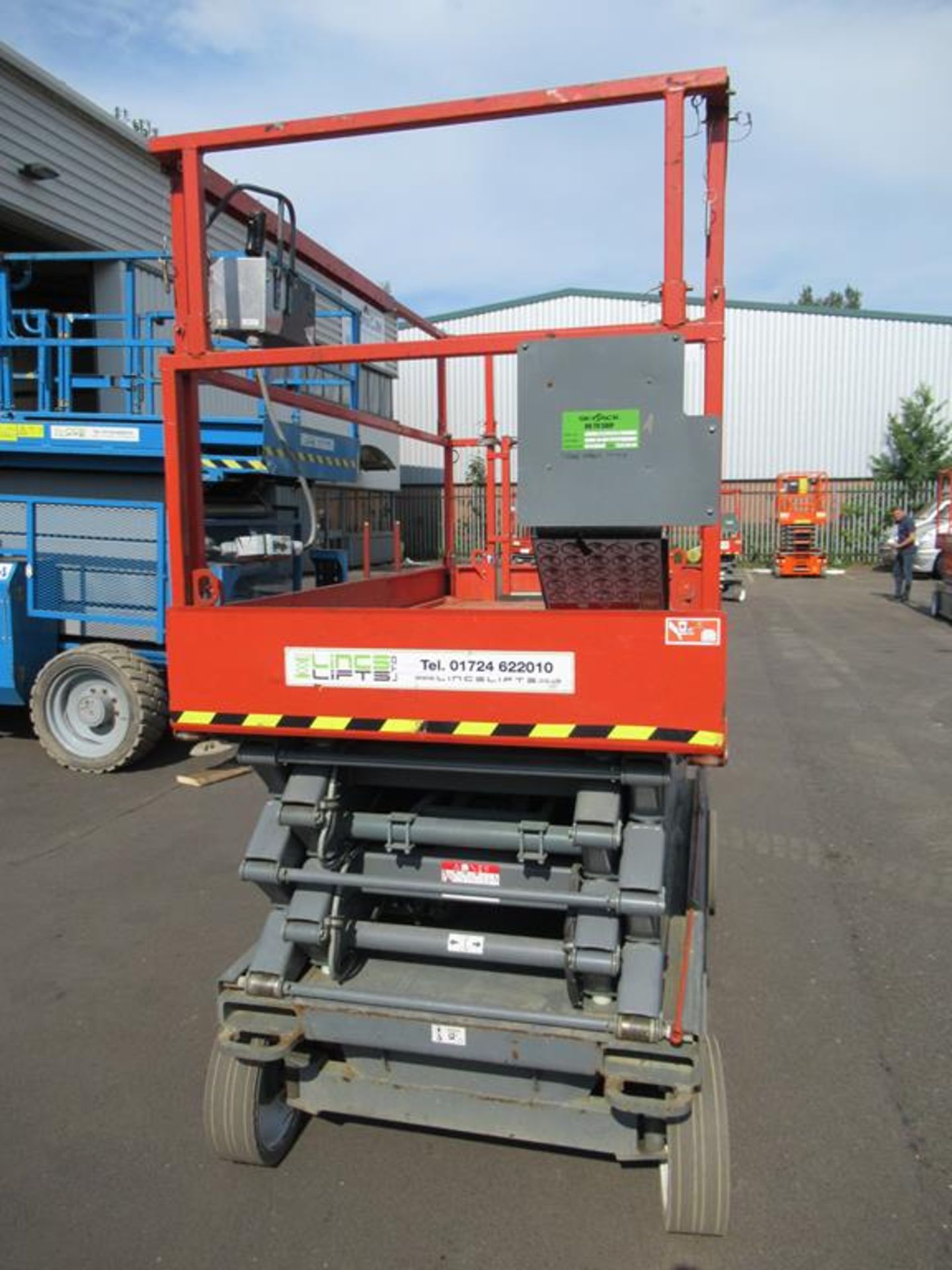 Skyjack SJ111 4632 24V electric scissor lift - Image 2 of 5