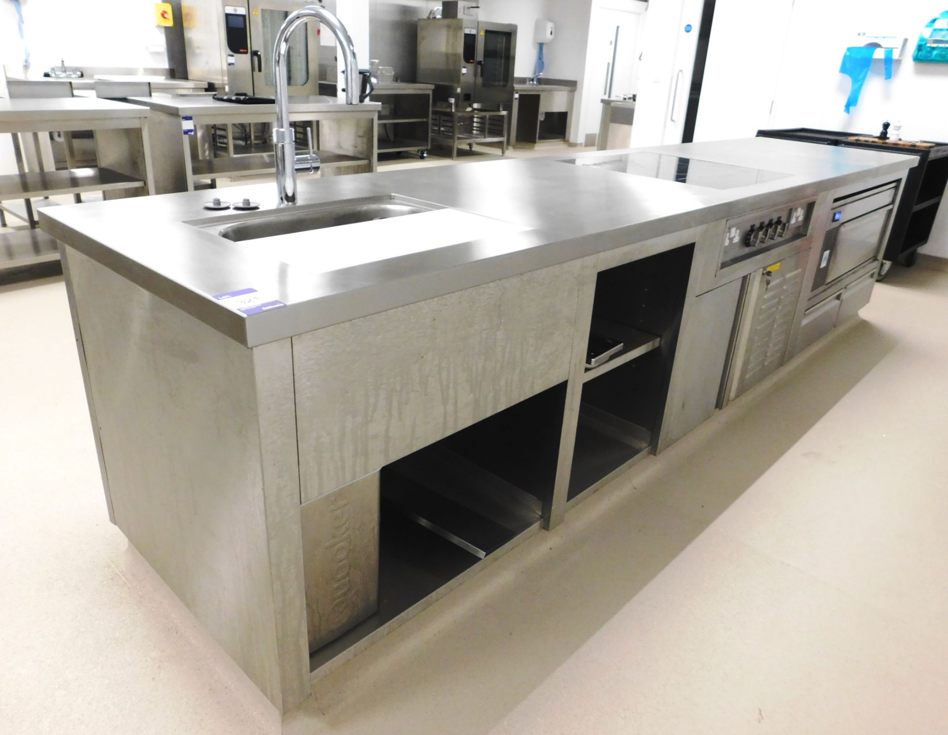 Stainless Steel Kitchen Workstation Comprising Multi Drawer Refrigeration, Induction Hob 4x5kw, Deep