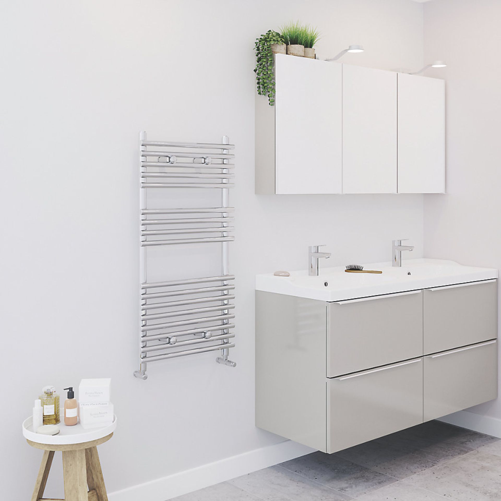 (ED4) 1100x500mm Chrome Towel Radiator. Mild steel construction with a chrome-plated finish. Flat - Image 2 of 3