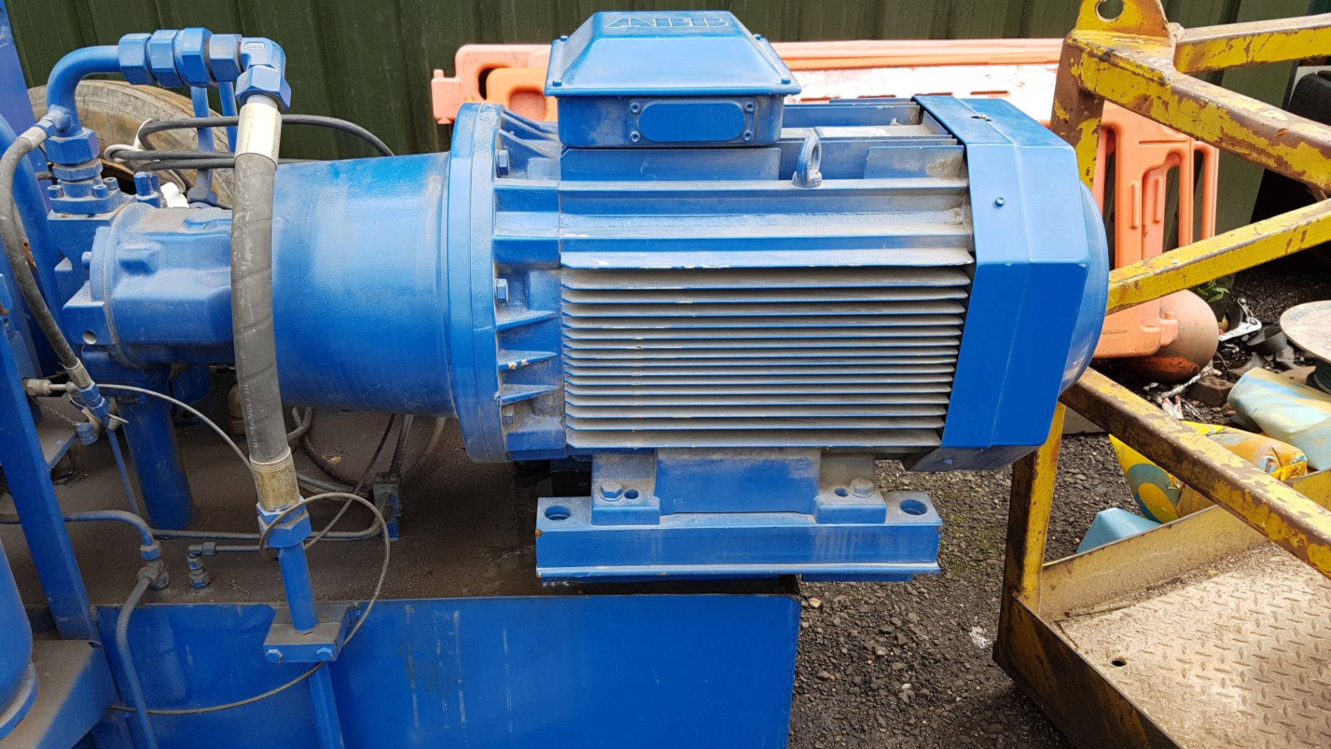 Small Blue Hydraulic Power Pack - Image 6 of 8