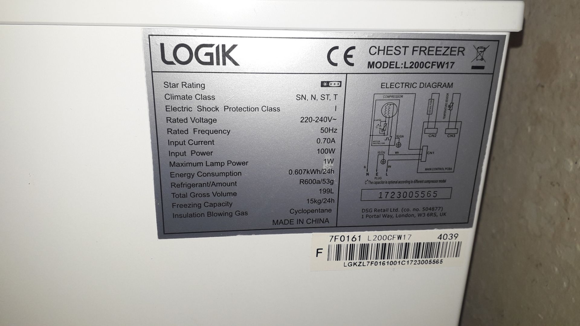 Logik L200CFW17 White 200Ltr Chest Freezer (Located in Basement) – Located York Buildings, 3 - Image 2 of 2