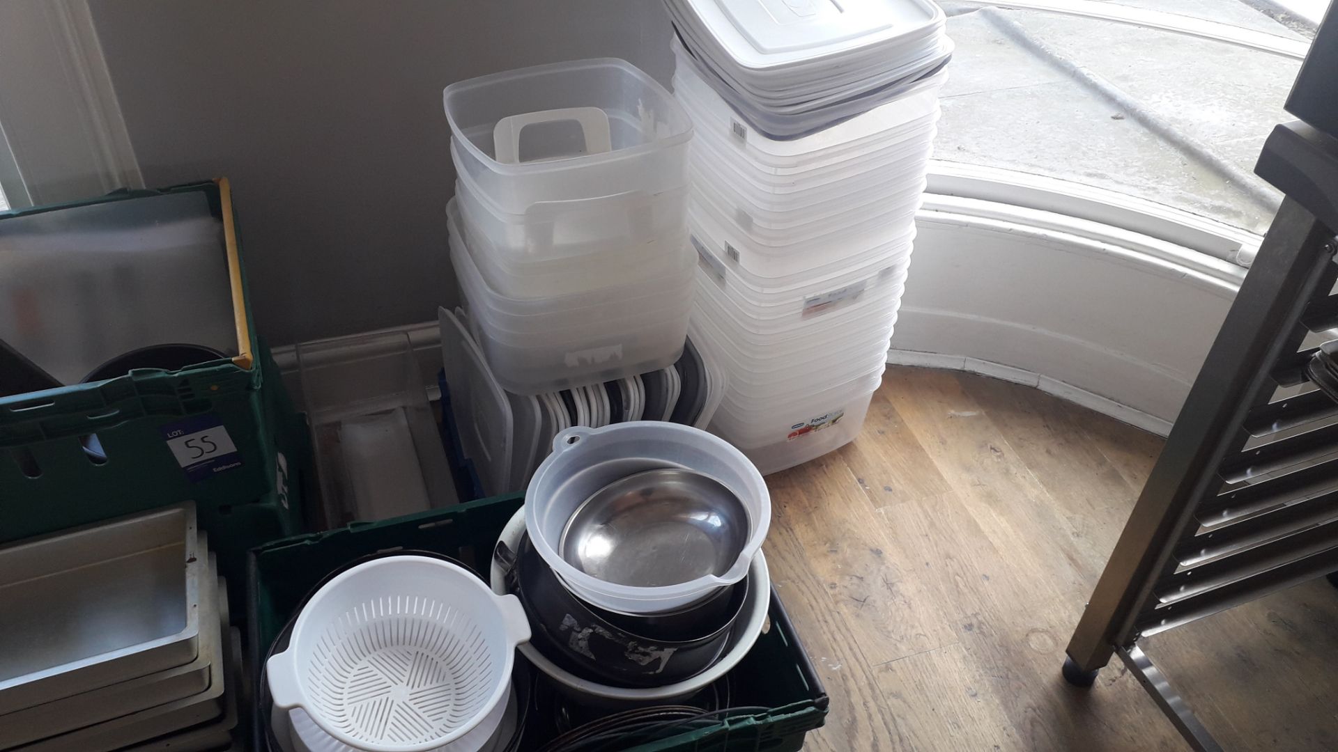 Quantity of various cooking trays, colanders and p - Image 3 of 3