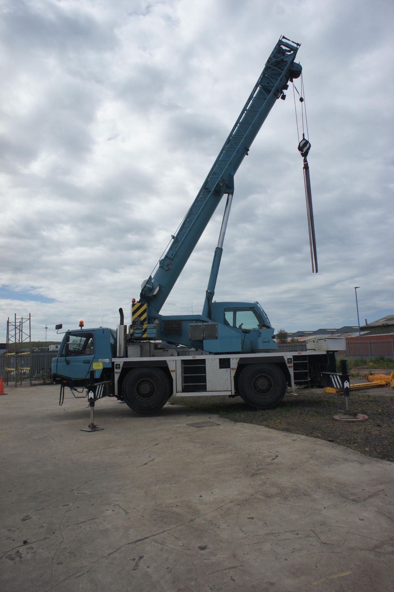 Tadano T Faun ATF 40G -2 all-terrain mobile crane - Image 2 of 49