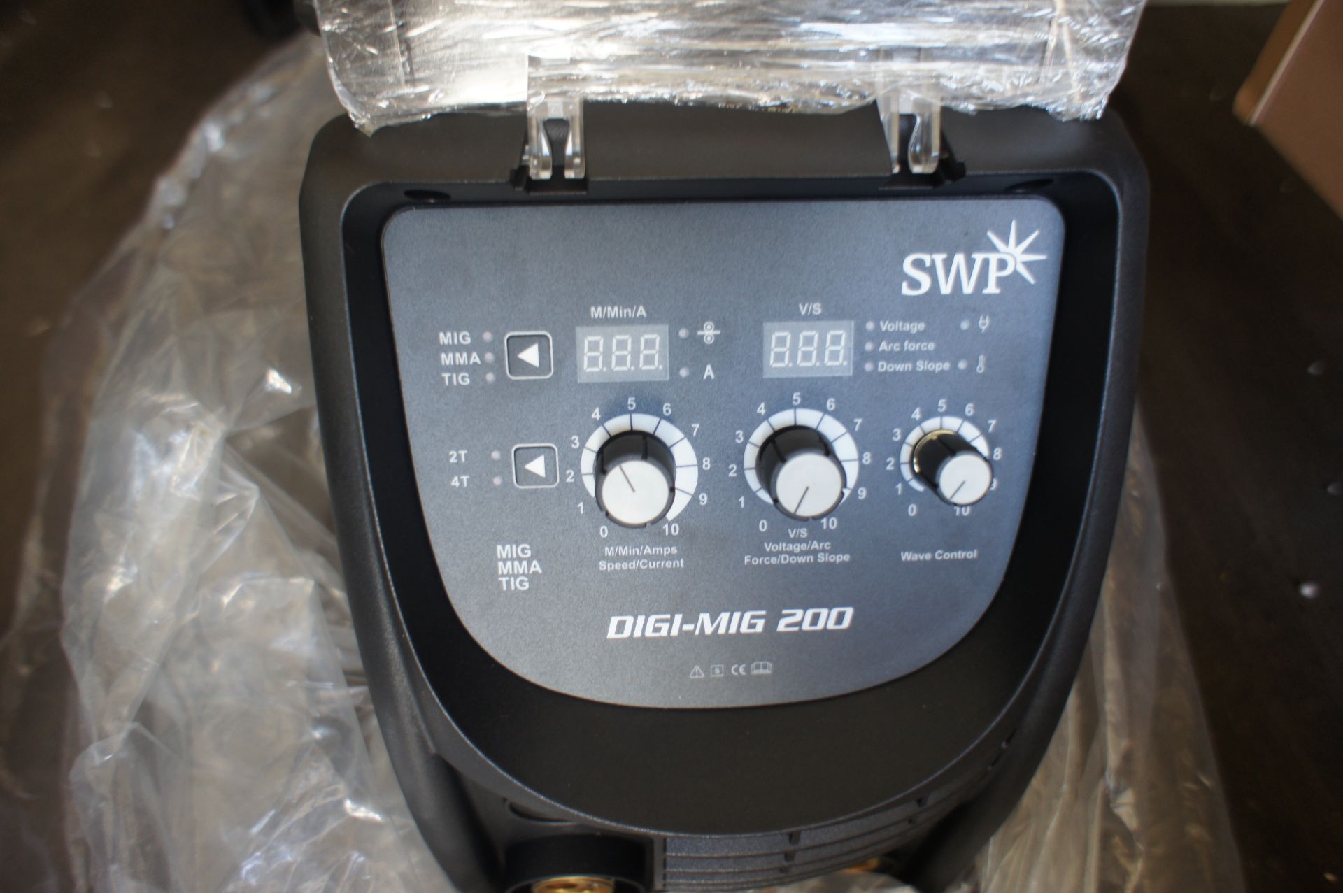 Stealth SWP Digi-Arc welder (boxed and unused) 240 - Image 2 of 4