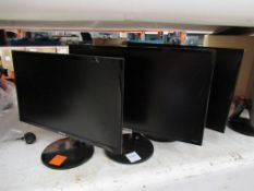 3 x Samsung monitors