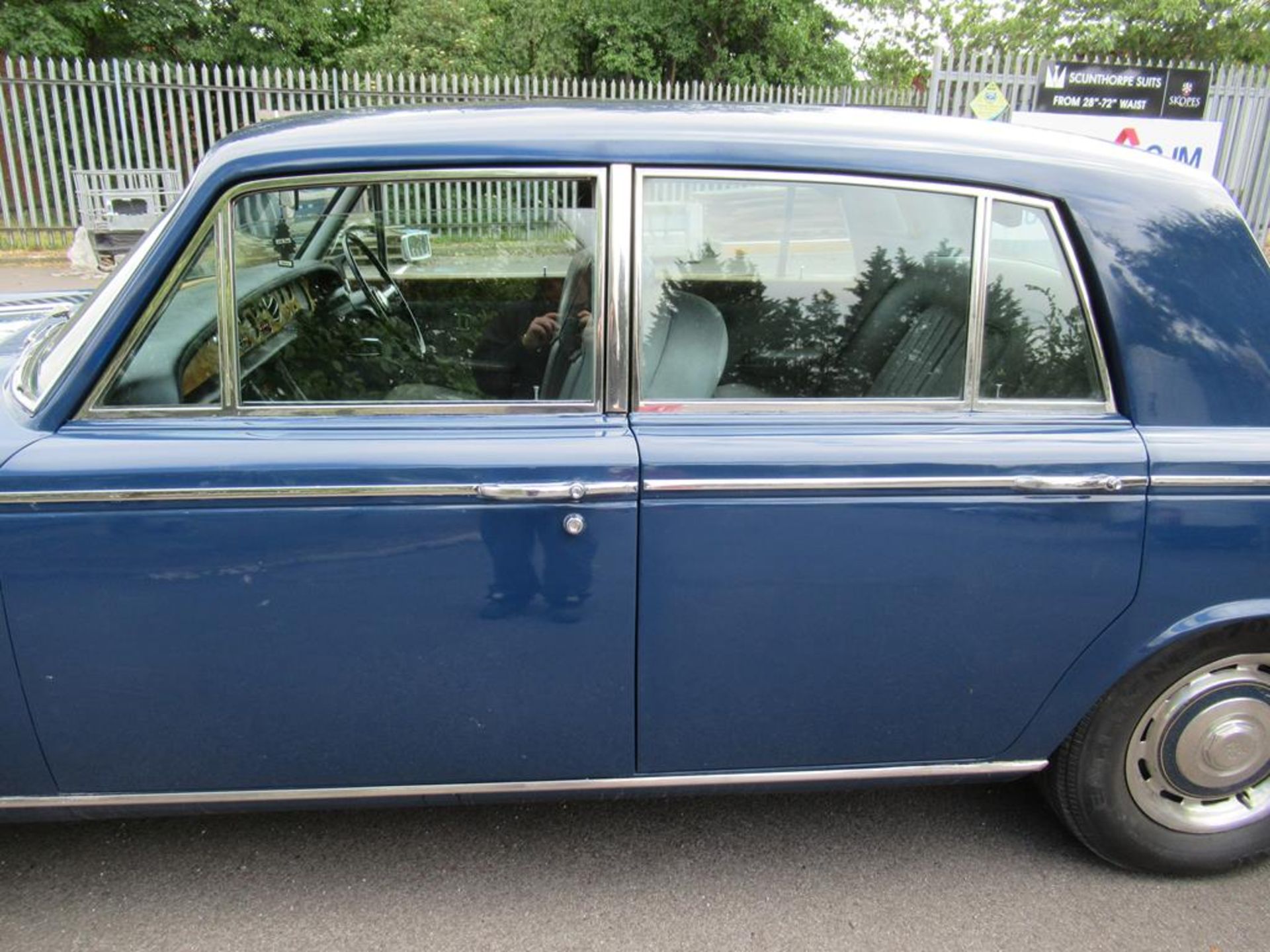 A Rolls Royce Silver Shadow Classic Car - Image 9 of 25