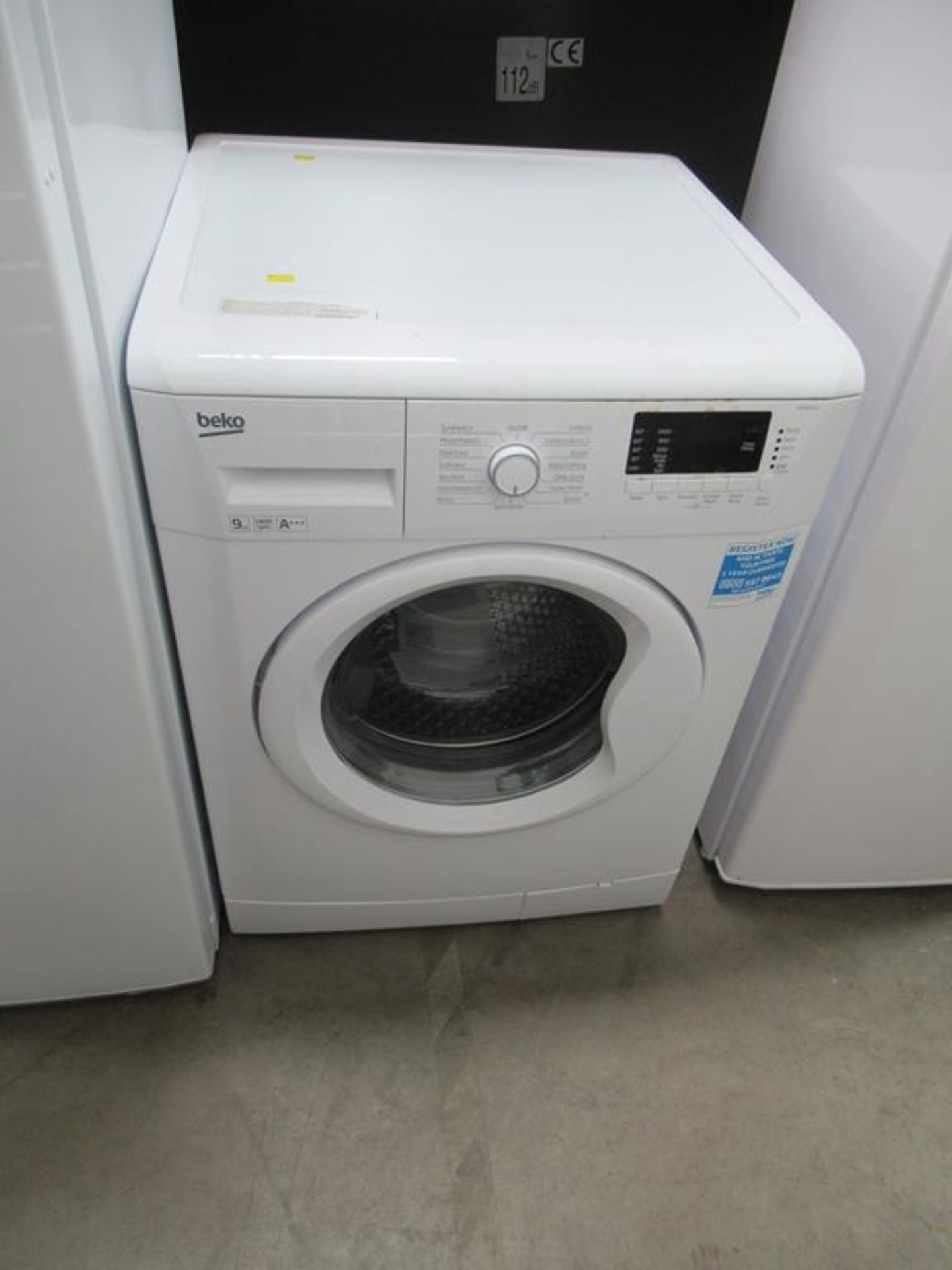 Beko and Hotpoint freezers with Beko washing machine - Image 3 of 4