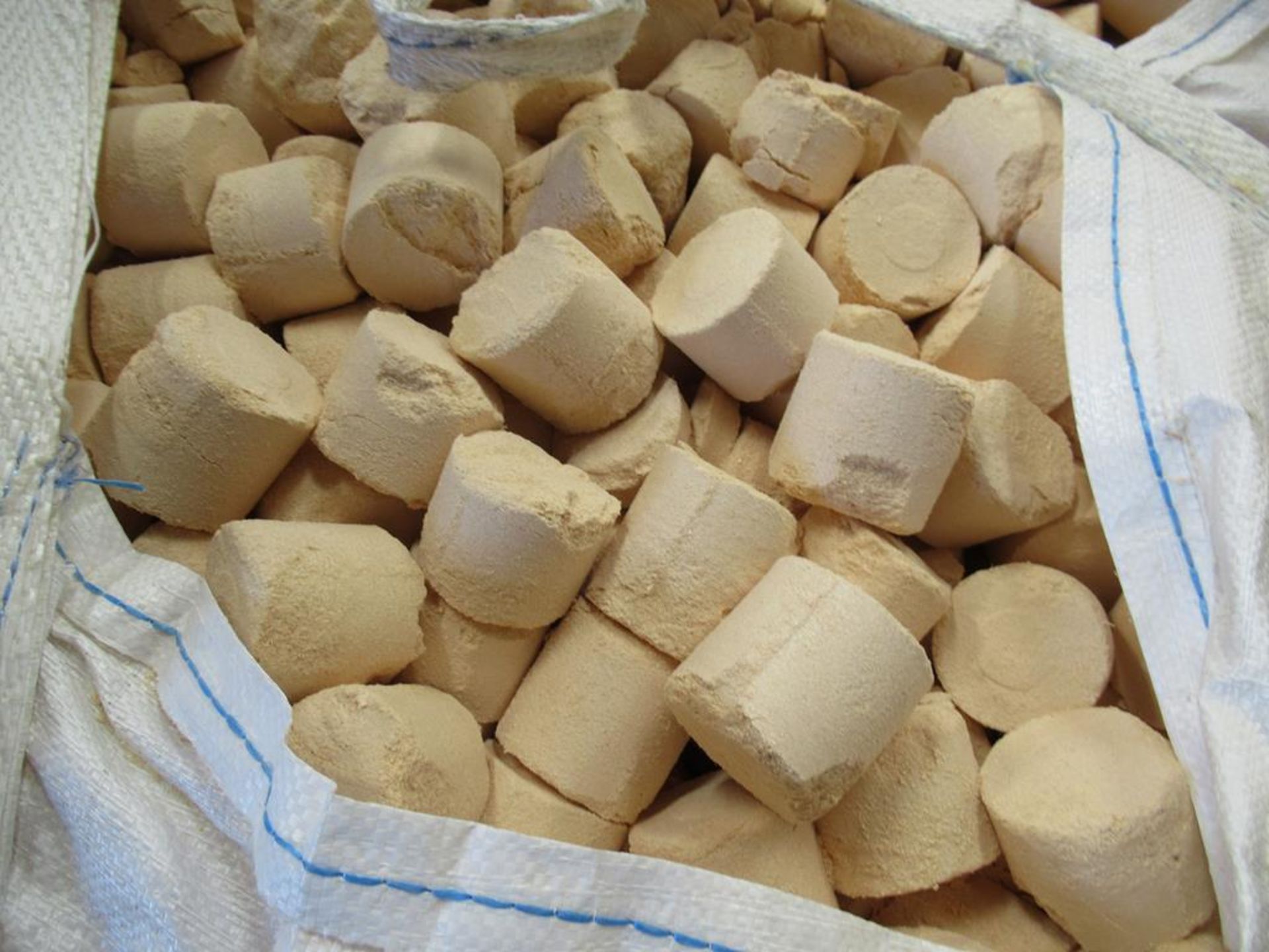 Bag of briquettes - Image 2 of 2