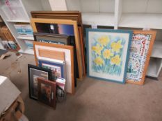 Large quantity of various pictures/artwork