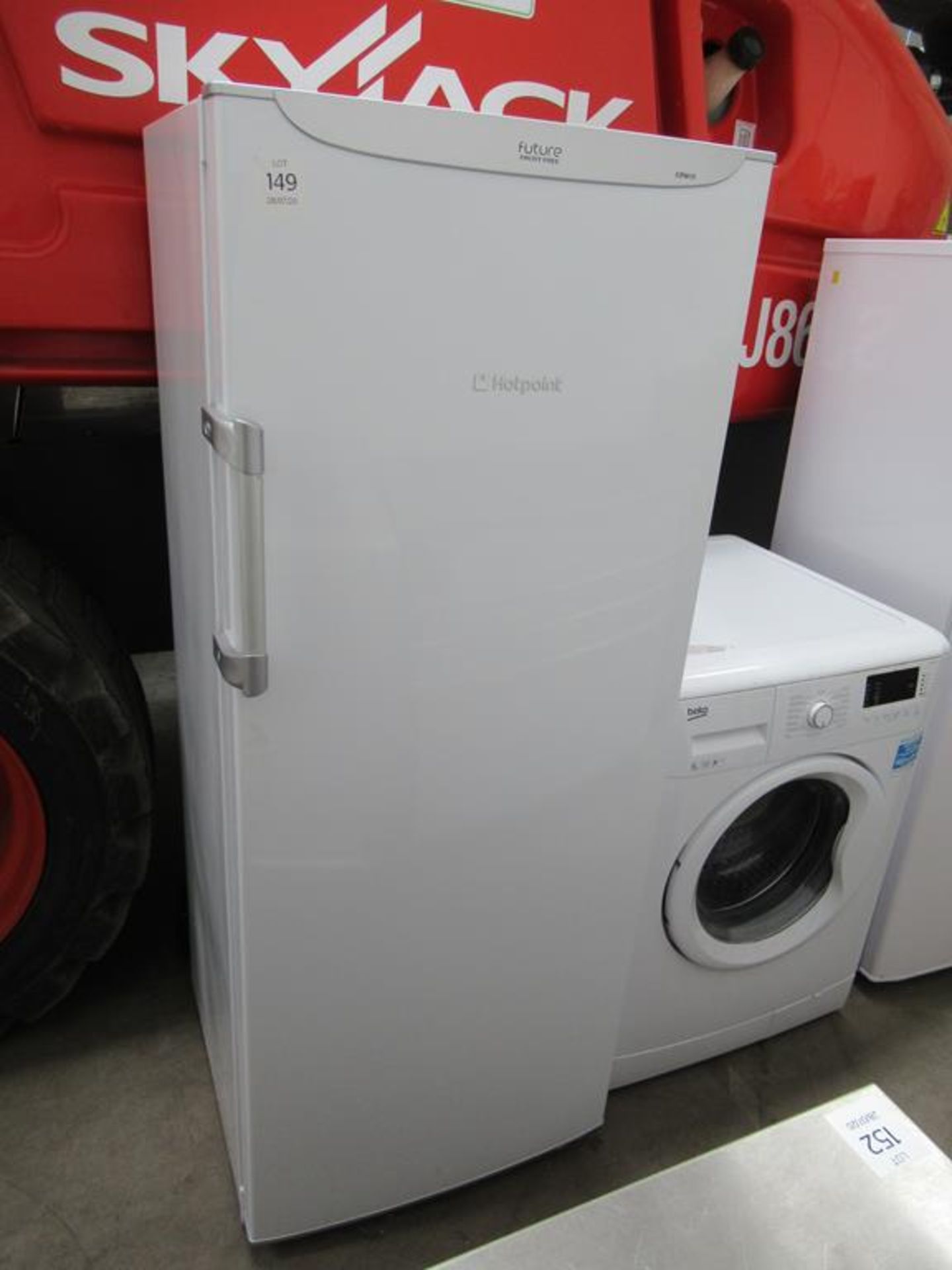 Beko and Hotpoint freezers with Beko washing machine - Image 2 of 4