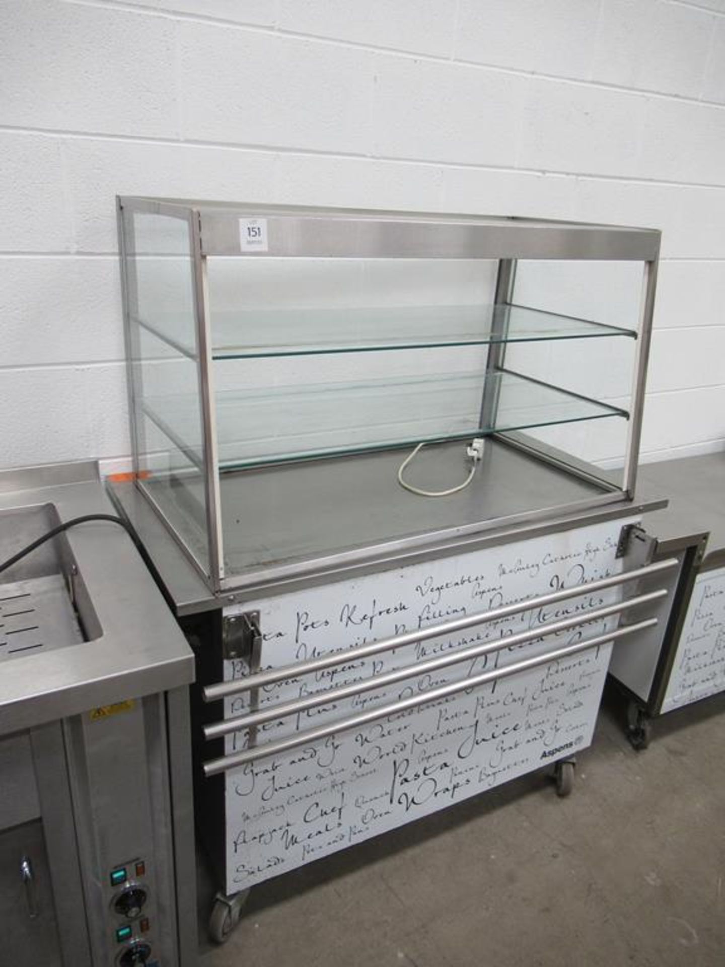 A mobile three piece servery including heated display - Image 2 of 4