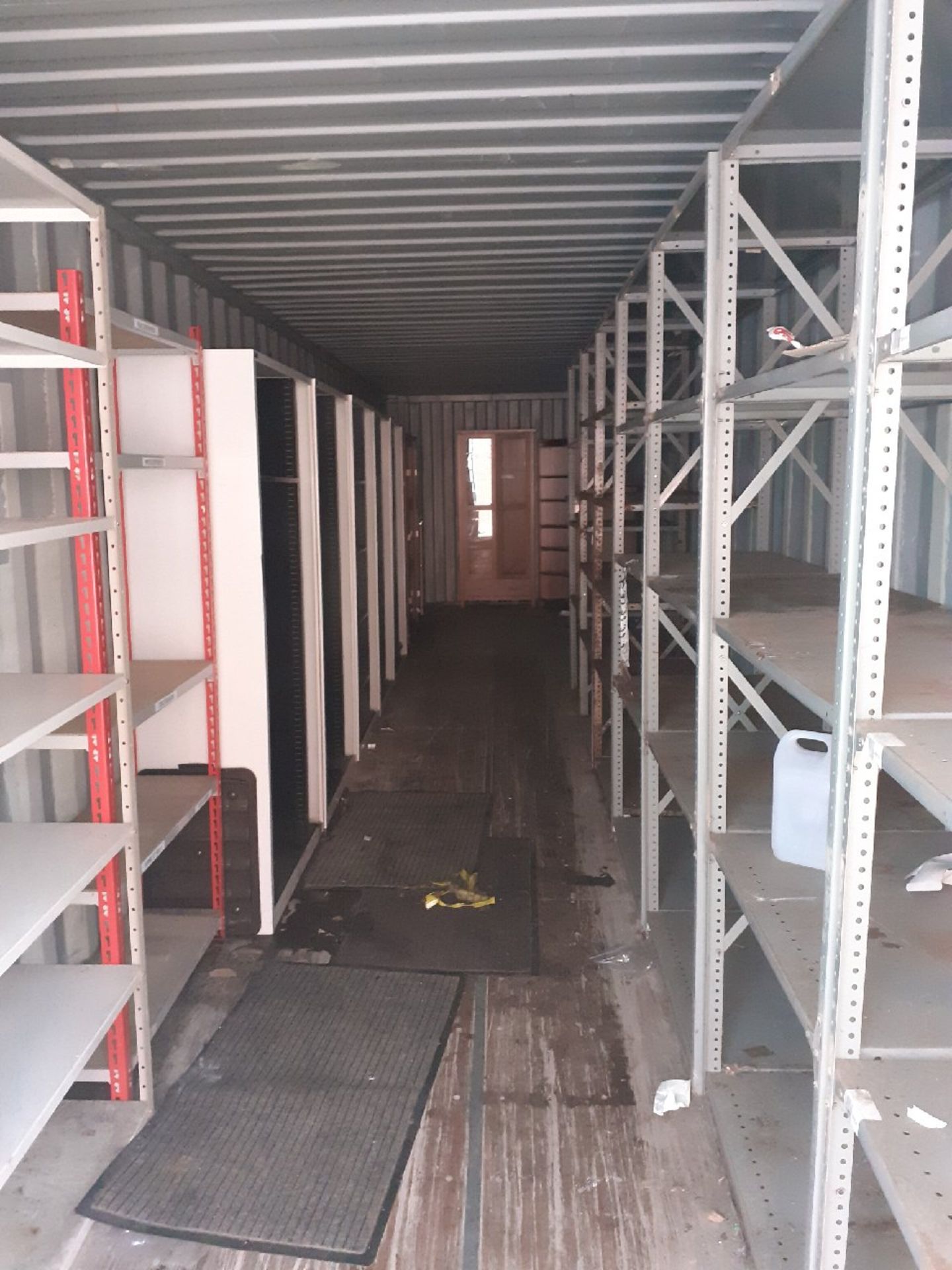 40' shipping container including contents - Image 5 of 8