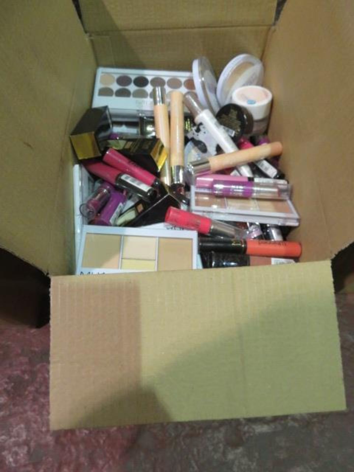 Circa. 200 items of various new make up acadamy make up to include: whipped blush, skin define hydro - Image 2 of 2