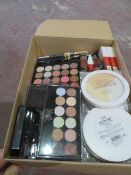 Circa. 200 items of various new make up acadamy make up to include: highlight perfection matte,