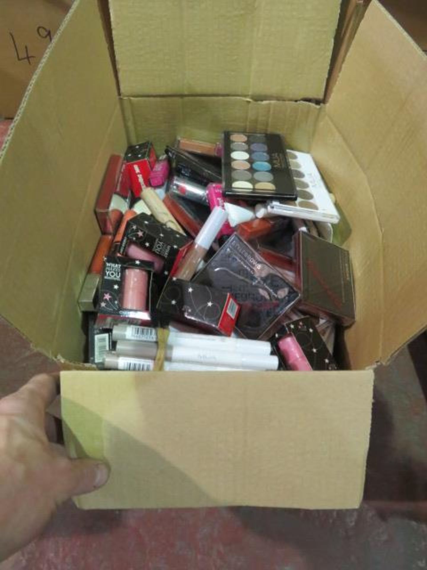 Circa. 200 items of various new make up acadamy make up to include: radiant under eye concealer, - Image 2 of 2