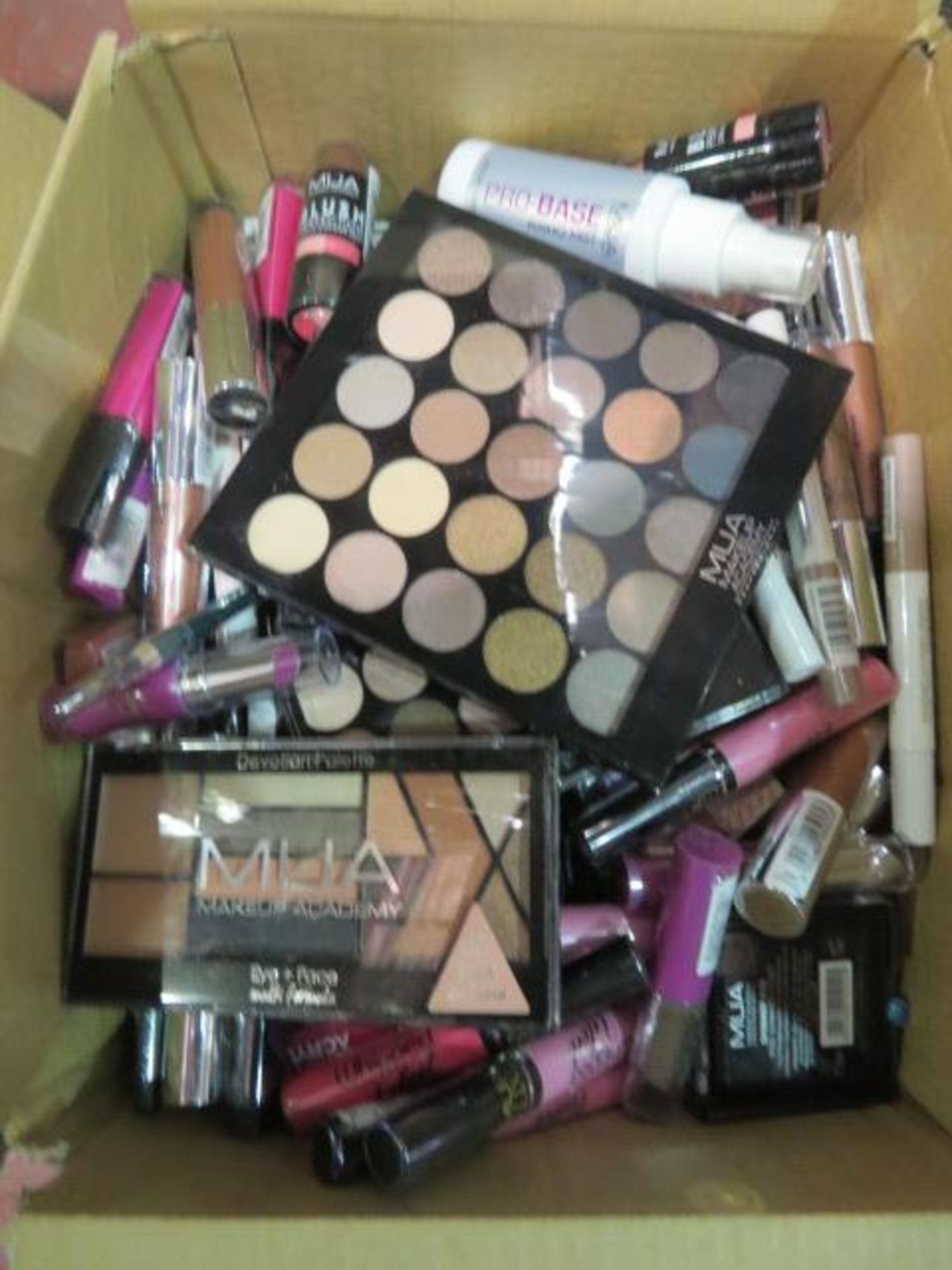 Circa. 200 items of various new make up acadamy make up to include: ultimate undressed palette,