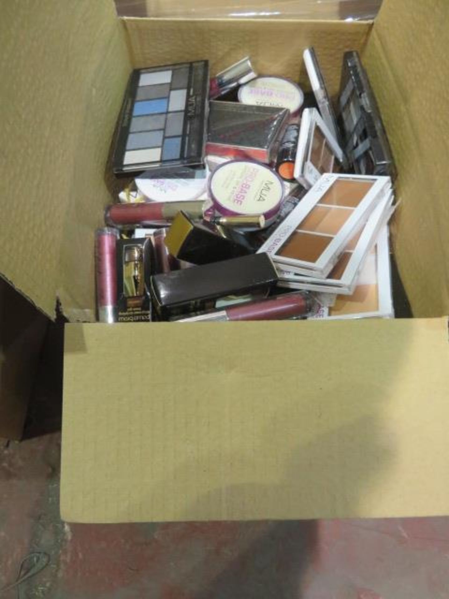 Circa. 200 items of various new make up acadamy make up to include: probase smooth, set & prime, - Image 2 of 2