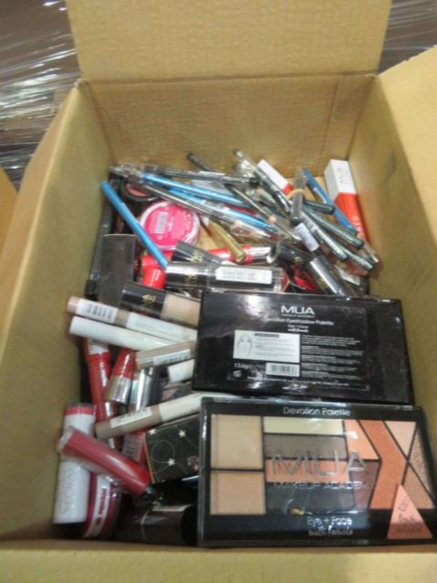 Circa. 200 items of various new make up acadamy make up to include: devolution eyeshadow palette,