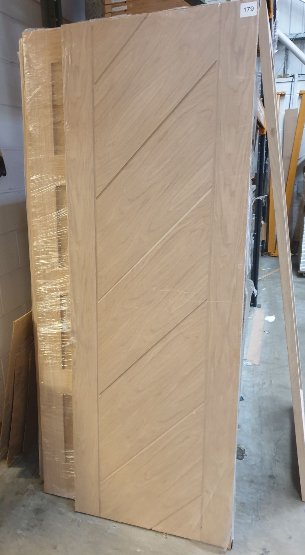 10x Monza 7 Panel oak veneer Internal Fire Door AW