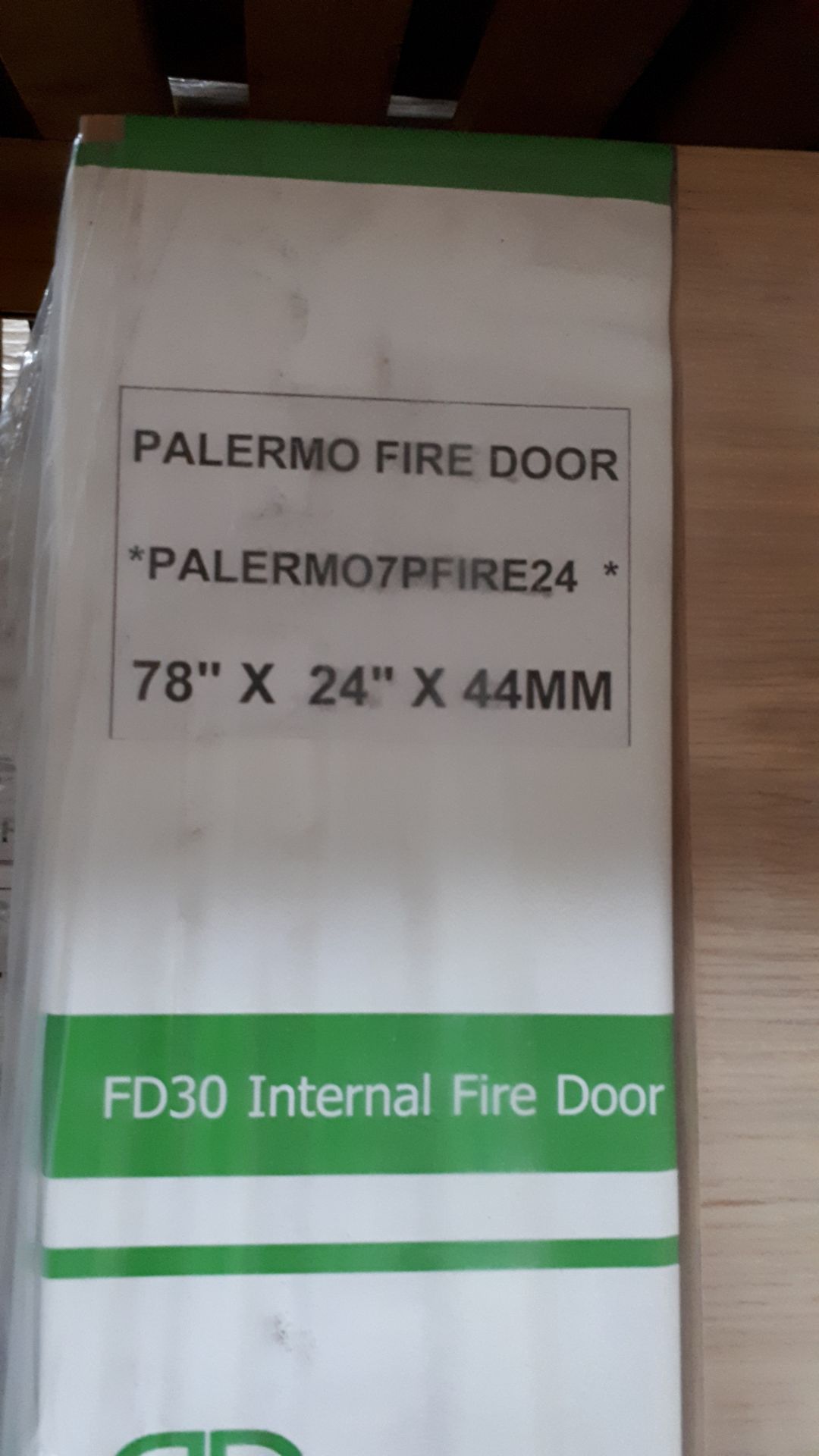 4 x Palermo 7 Panel FD30 Internal Fire Door, PALERMO7PFIRE24, 1981x610x44mm - Lots to be handed - Image 4 of 5