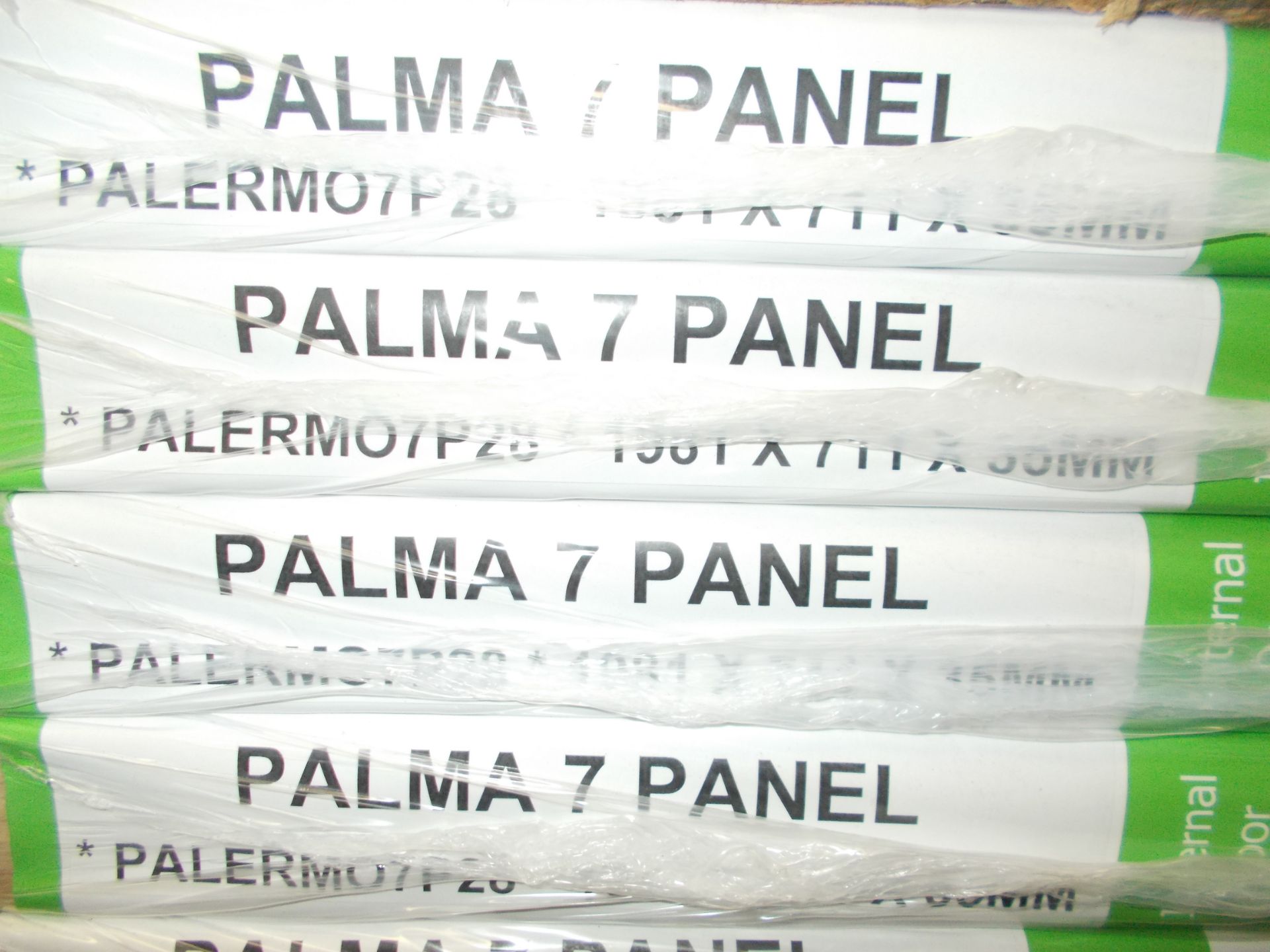 4 x Palma 7 Panel Internal PALERMO7P28, 1981x711x35mm - Lots to be handed out in order they are - Image 3 of 3