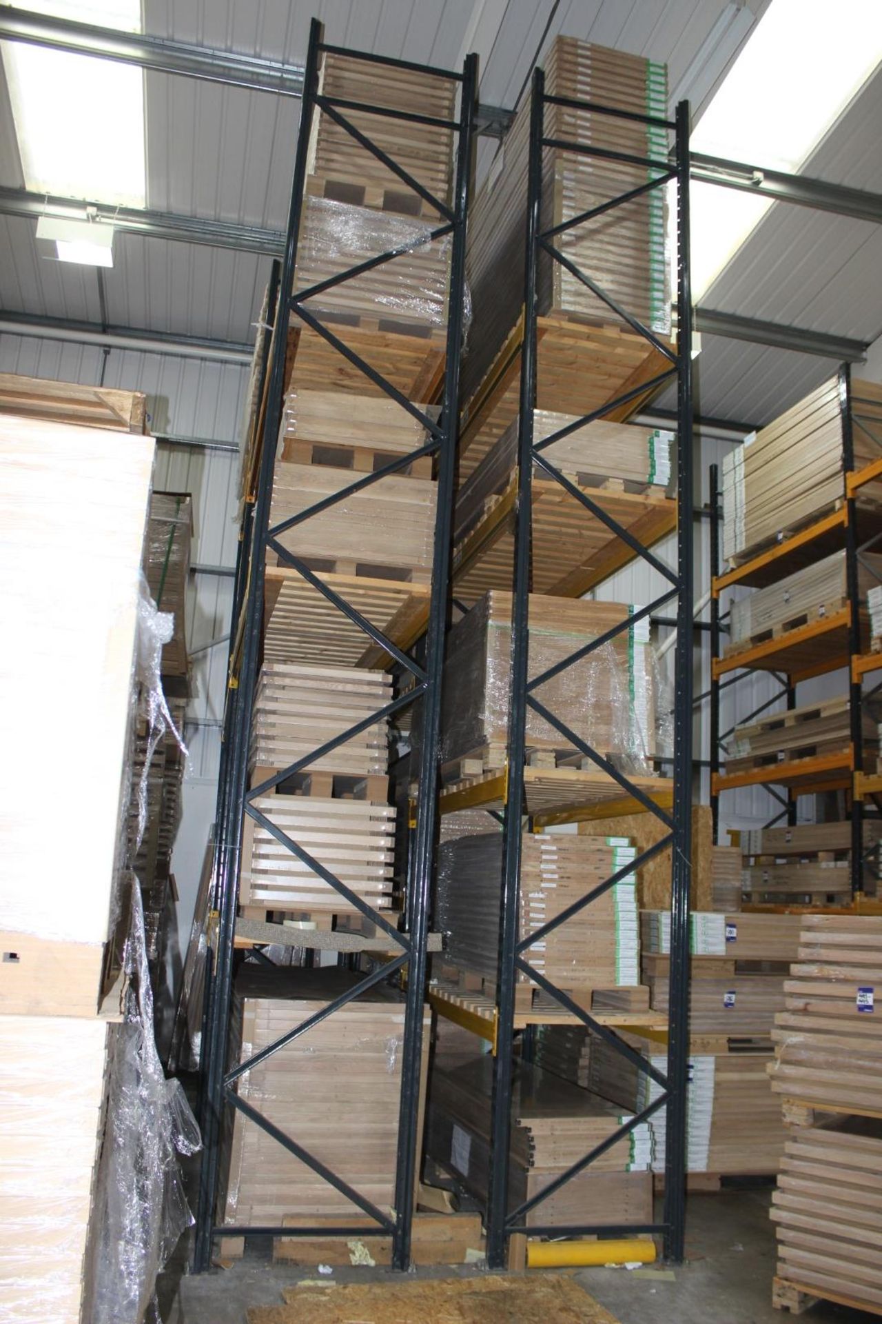 4 x Bays of Link 51E pallet racking, comprising 6 x 6m uprights, 26 x 2.4m cross beams, wooden - Image 2 of 2